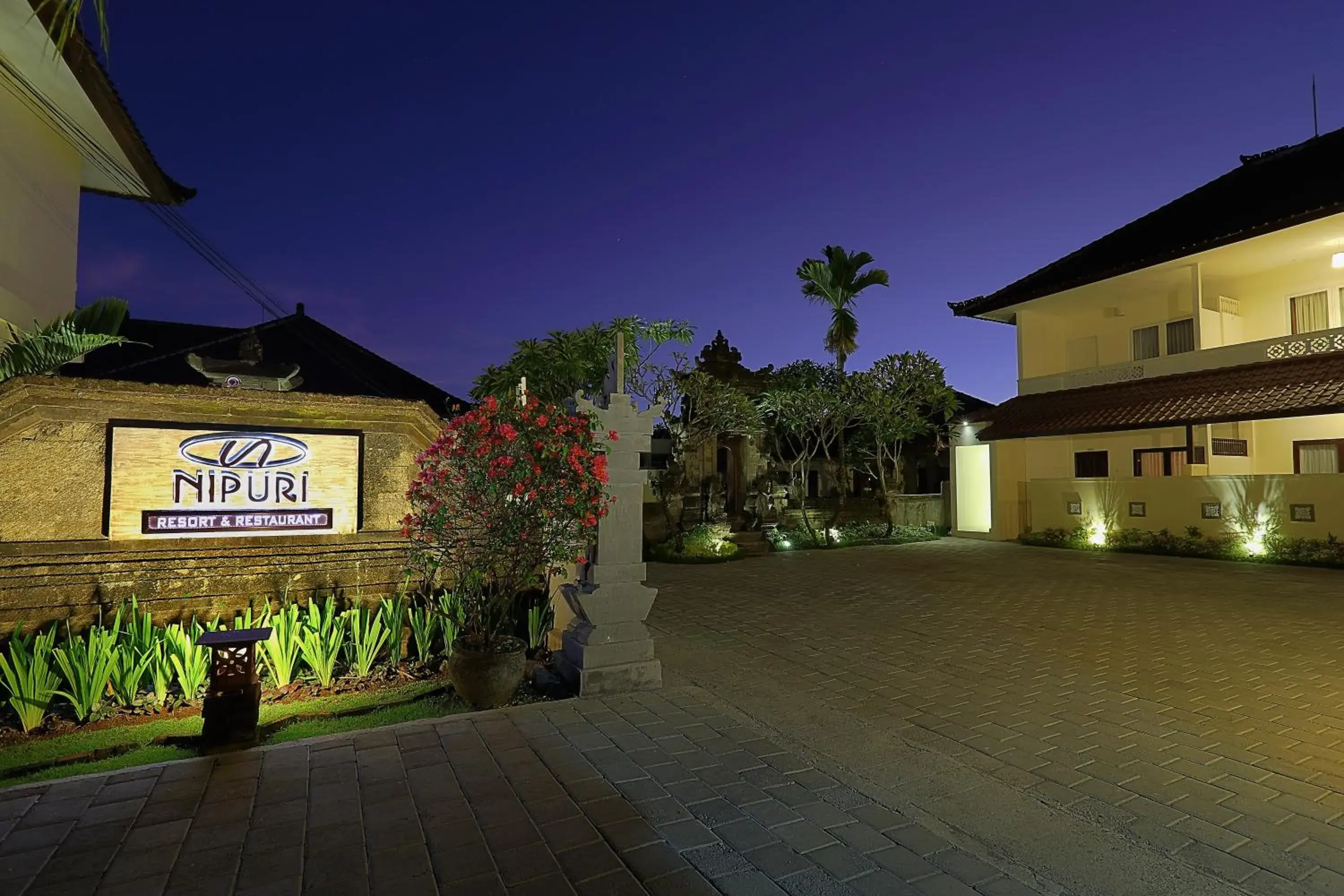 Facade/entrance in Nipuri Resort and Villas Seminyak by Kamara Facade/entrance in Nipuri Resort and Villas Seminyak by Kamara