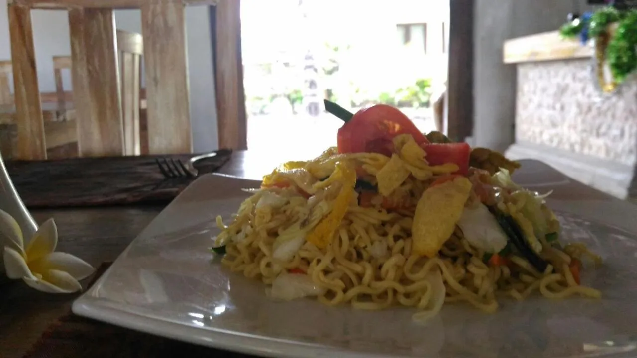 Restaurant/places to eat in Nipuri Resort and Villas Seminyak by Kamara