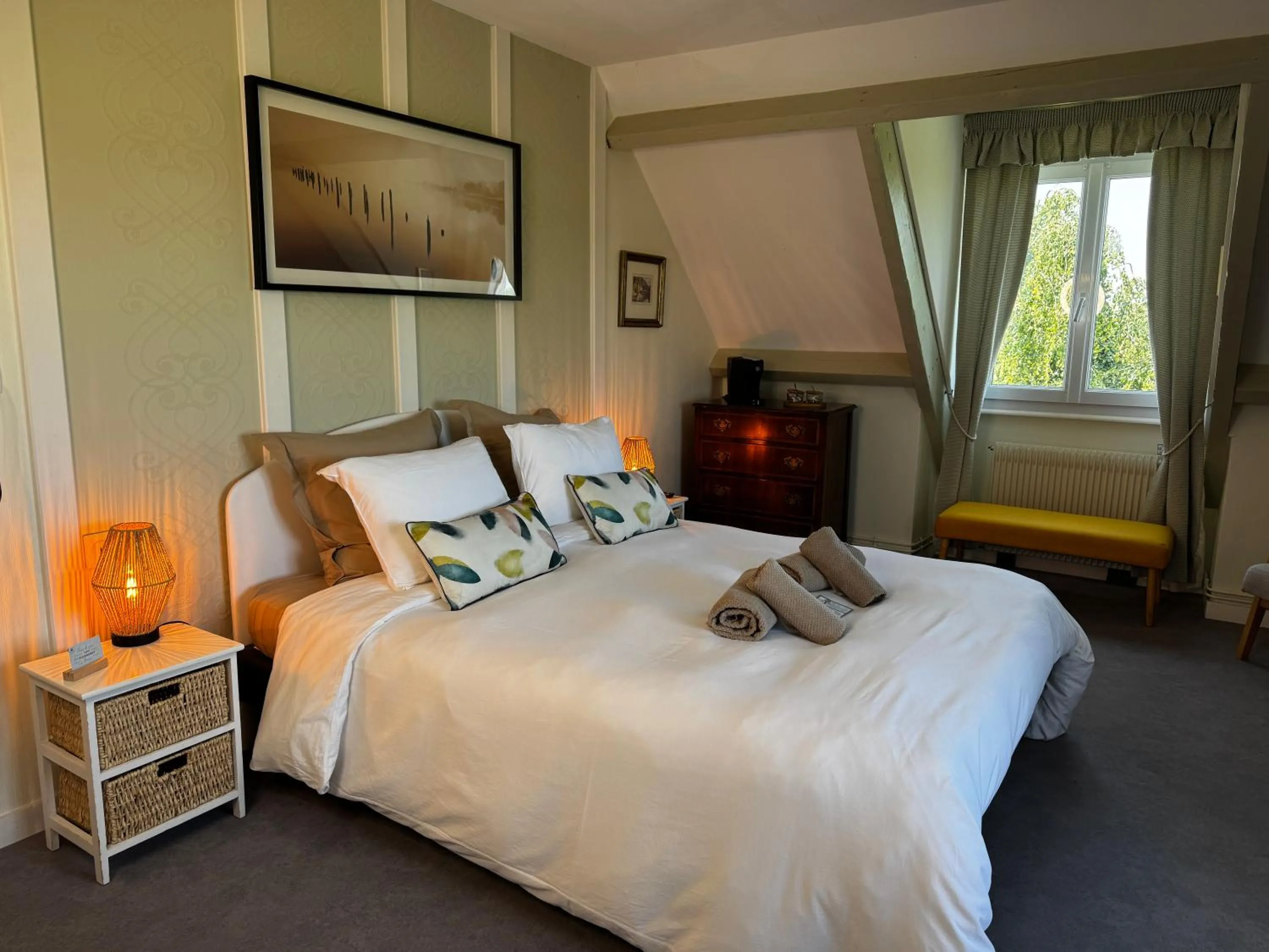 Bedroom, Bed in Les Vieilles Digues