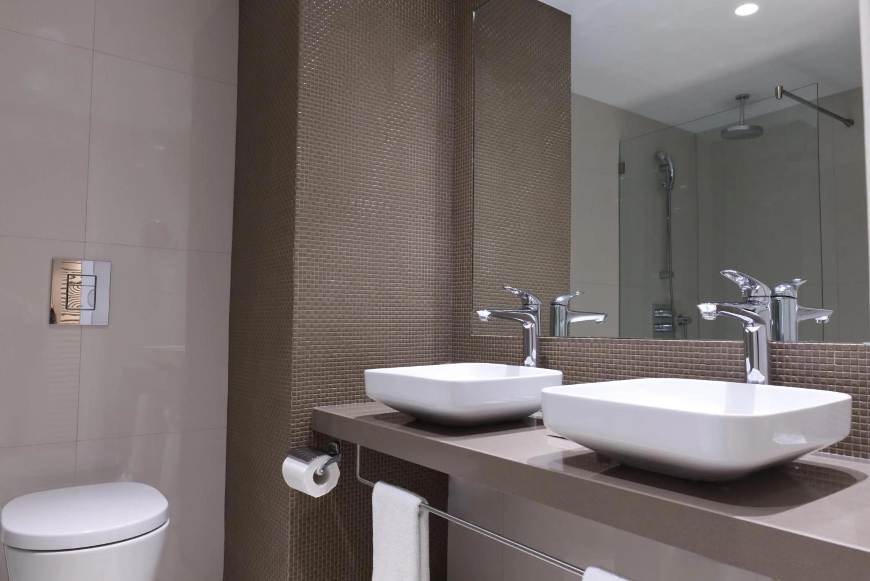 Bathroom in Sunrise Beach Hotel