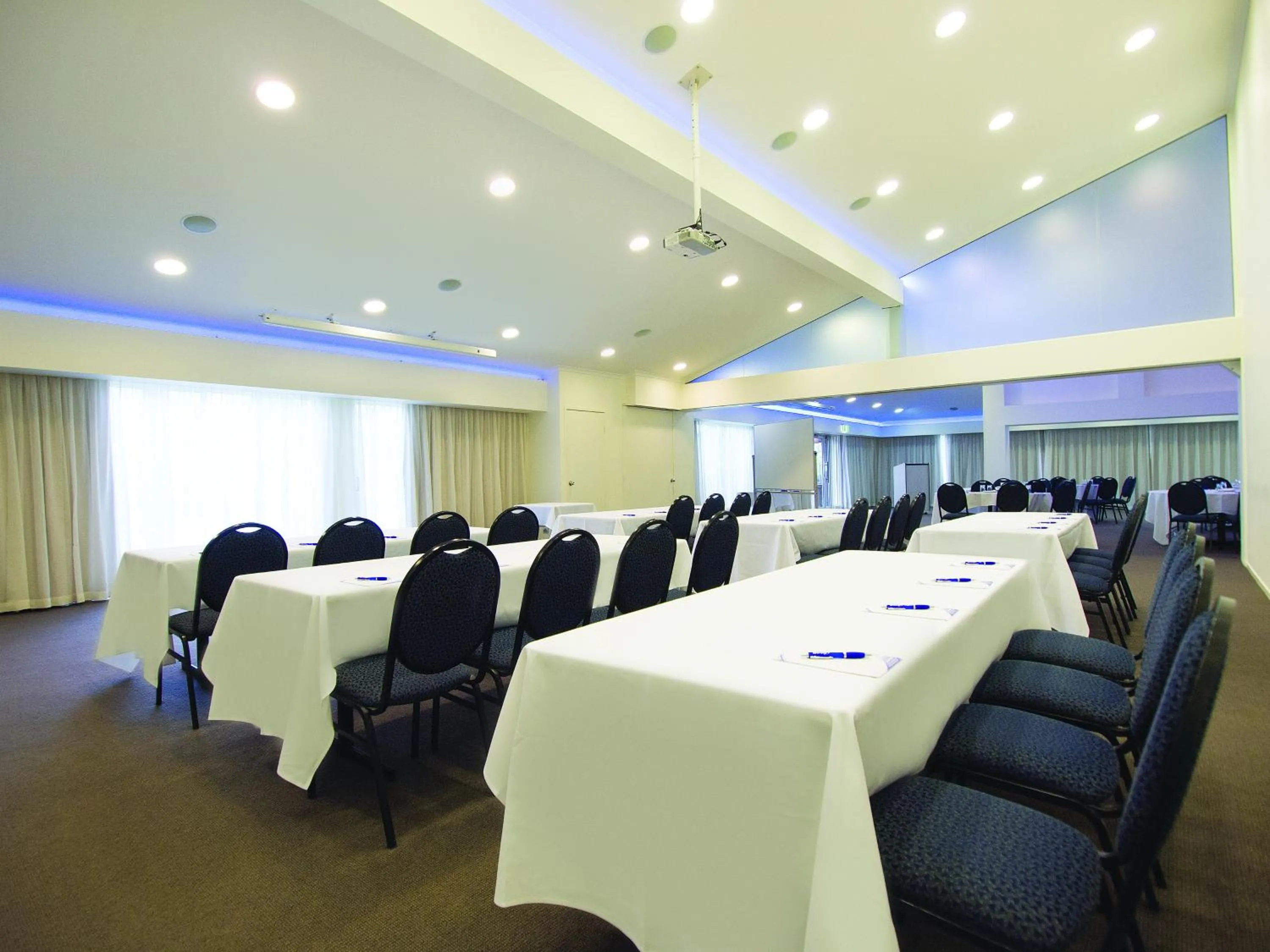 Business facilities in Oaks Sunshine Coast Oasis Resort