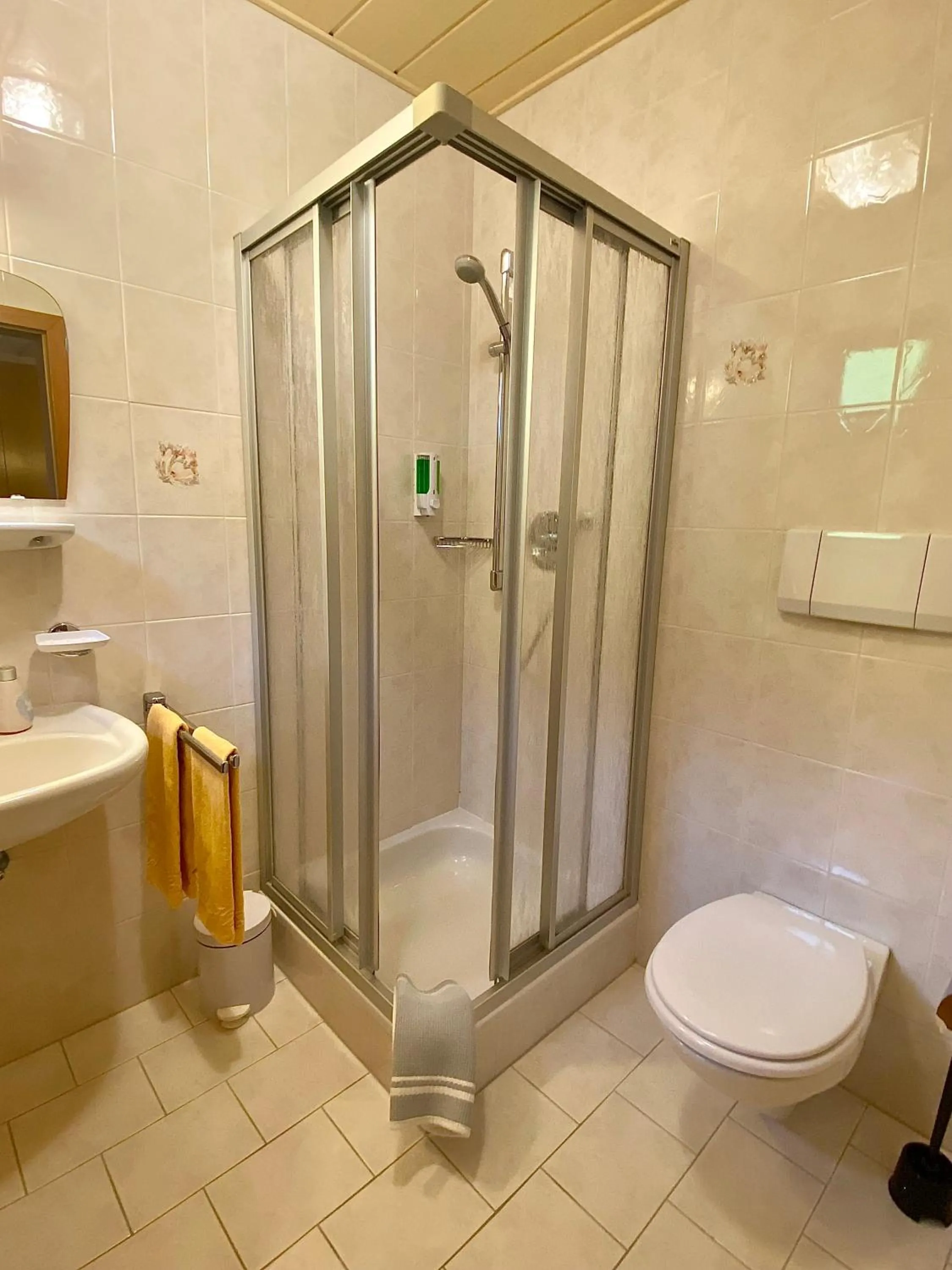 Bathroom in Naturhotel Haller