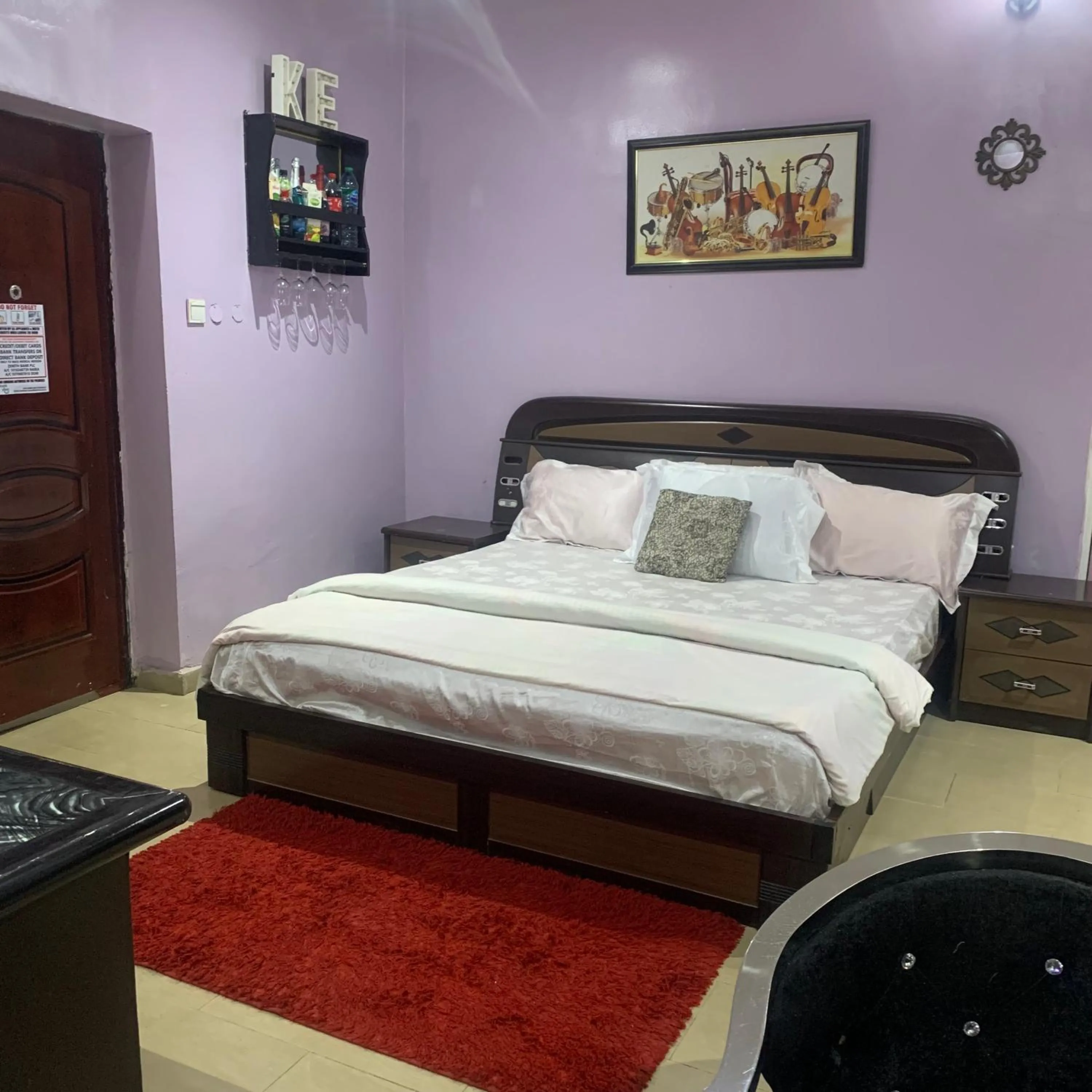 Bed in Health Plaza Abuja