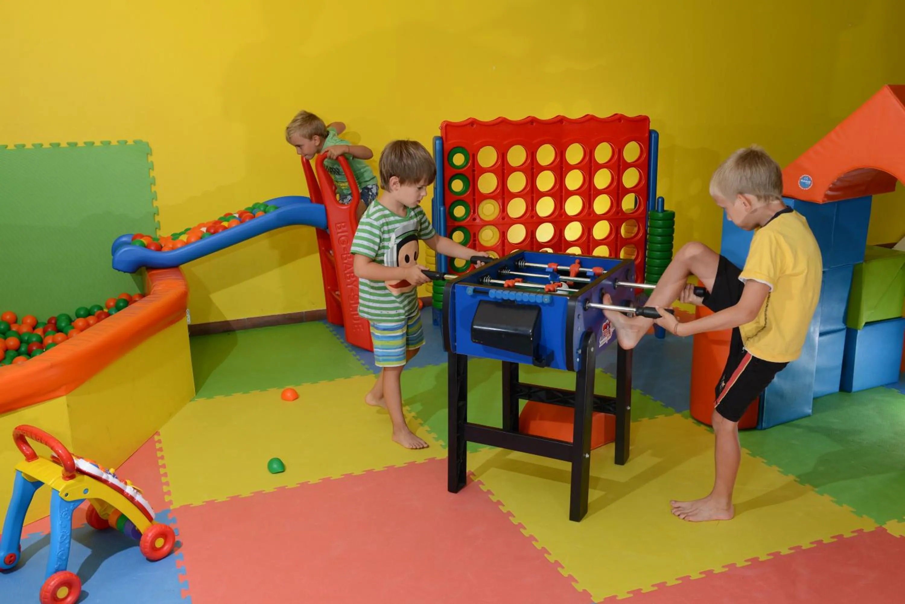 Game Room in Wirtshaushotel Alpenrose