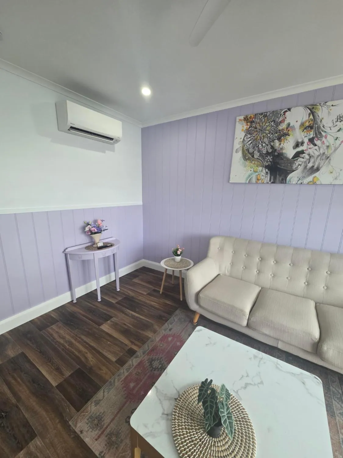 Villa Vaucluse Apartments