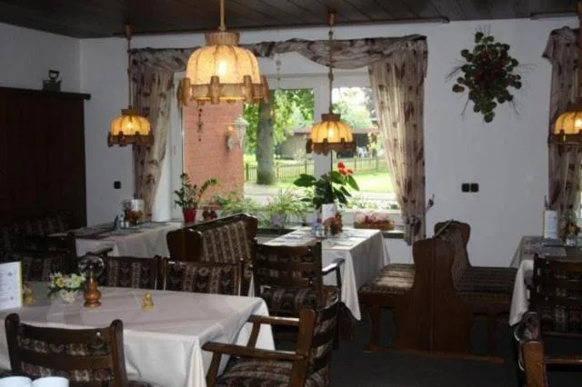 Restaurant/places to eat in Hotel-Gasthaus Burmester