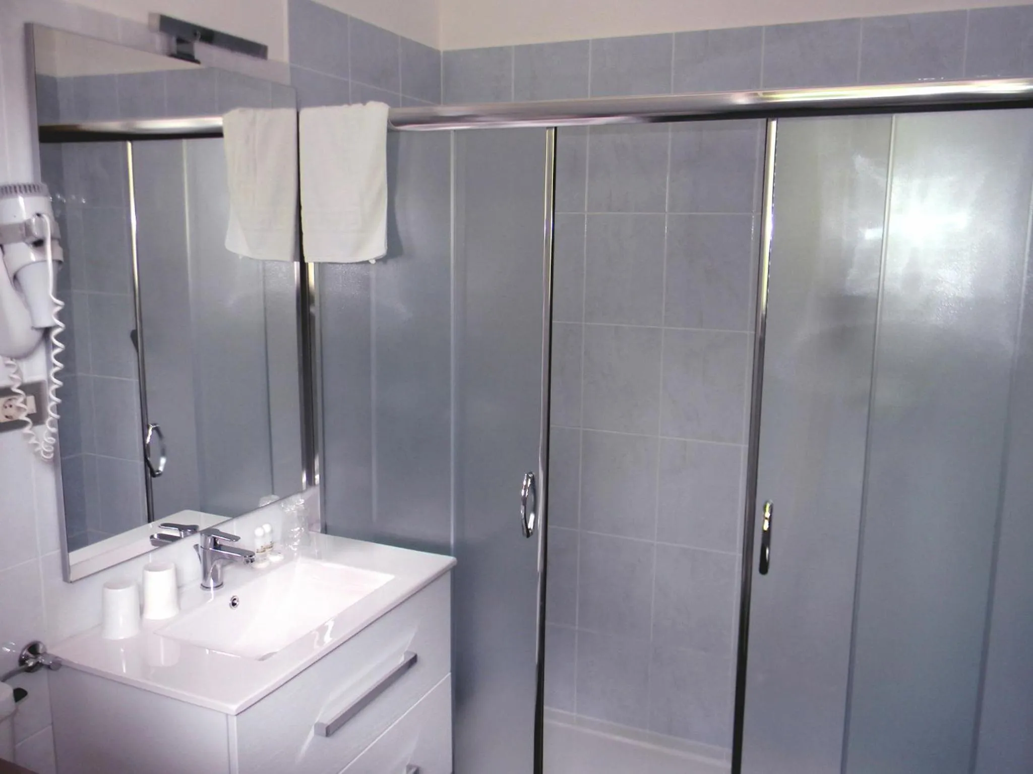 Bathroom in Hotel Bologna