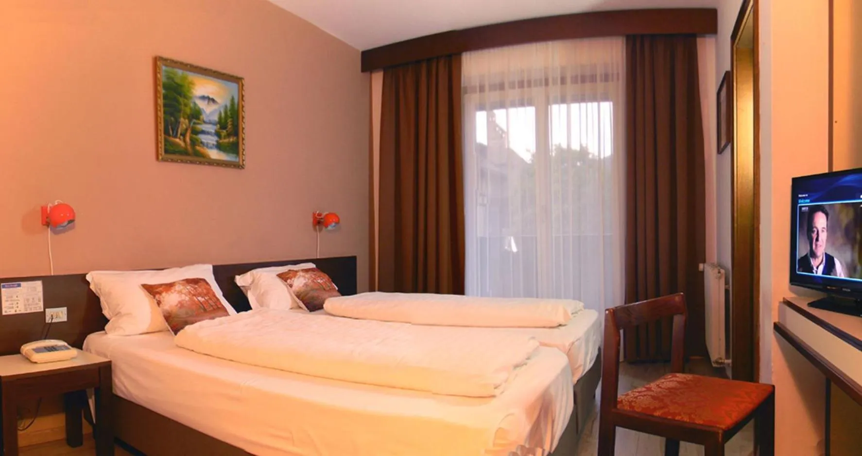 Photo of the whole room, Bed in Hotel Bologna