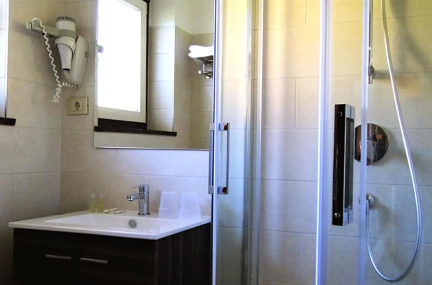 Bathroom in Hotel Bologna