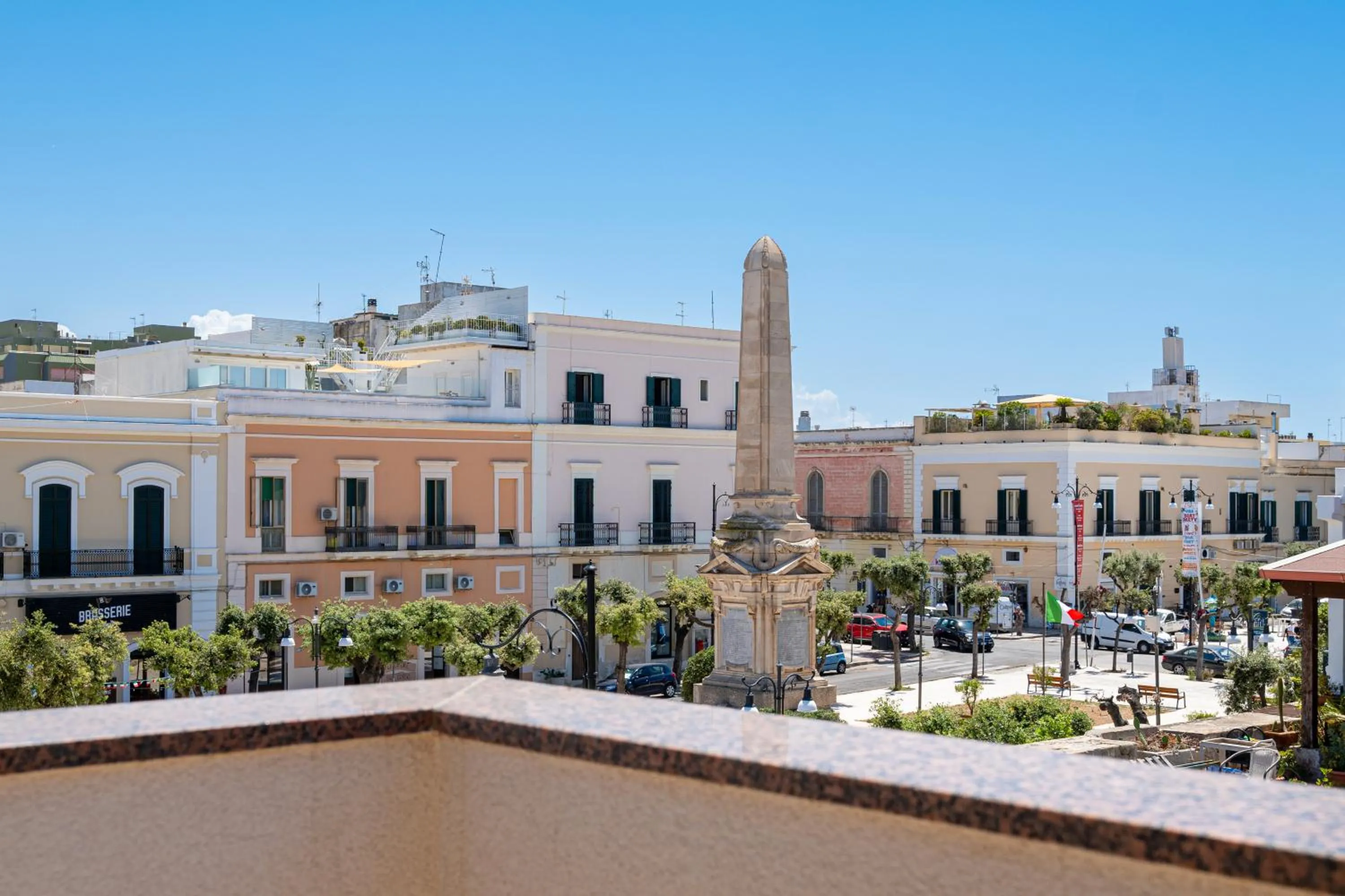 Property building in Dei del Mare Extra Luxury