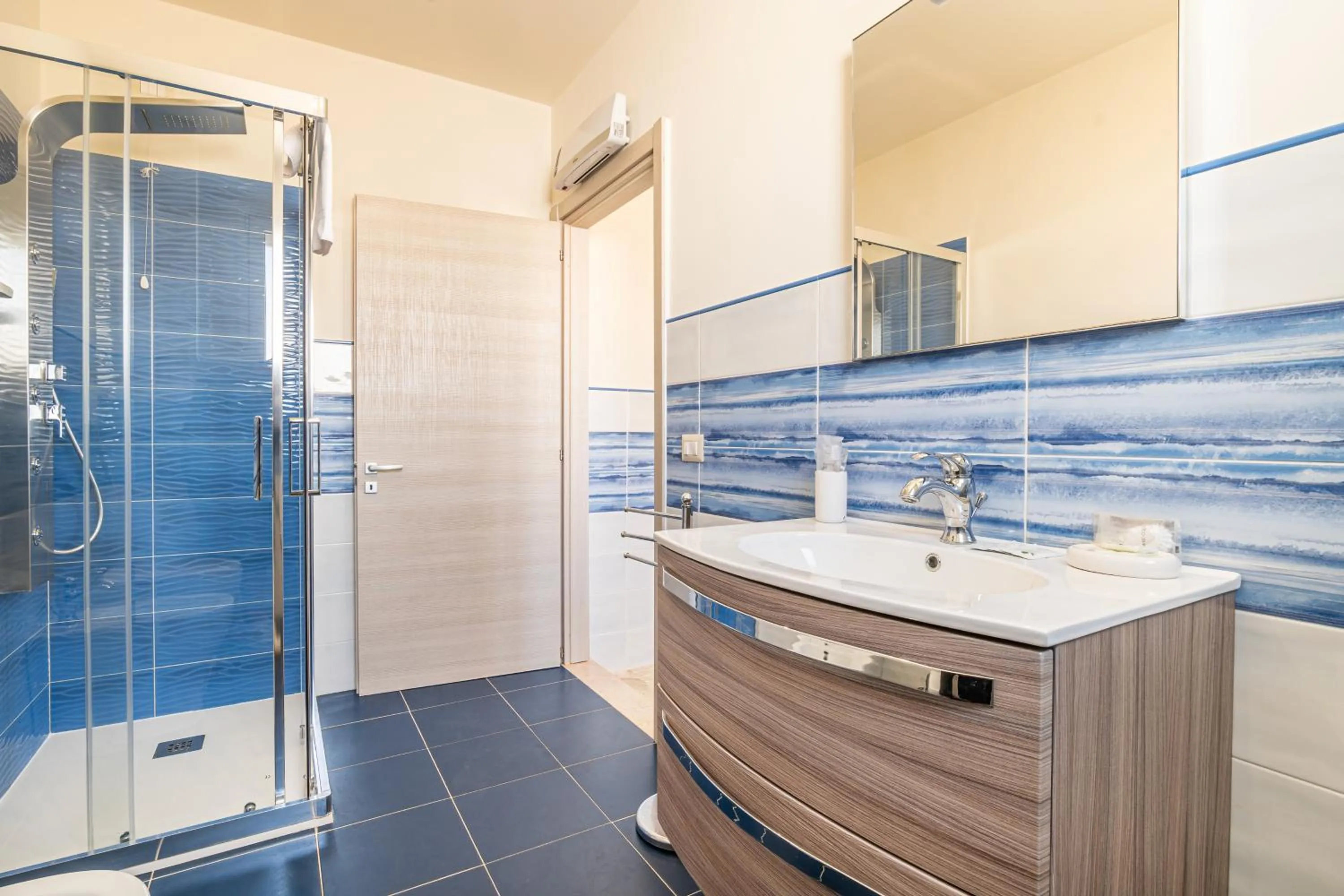 Dei del Mare Extra Luxury