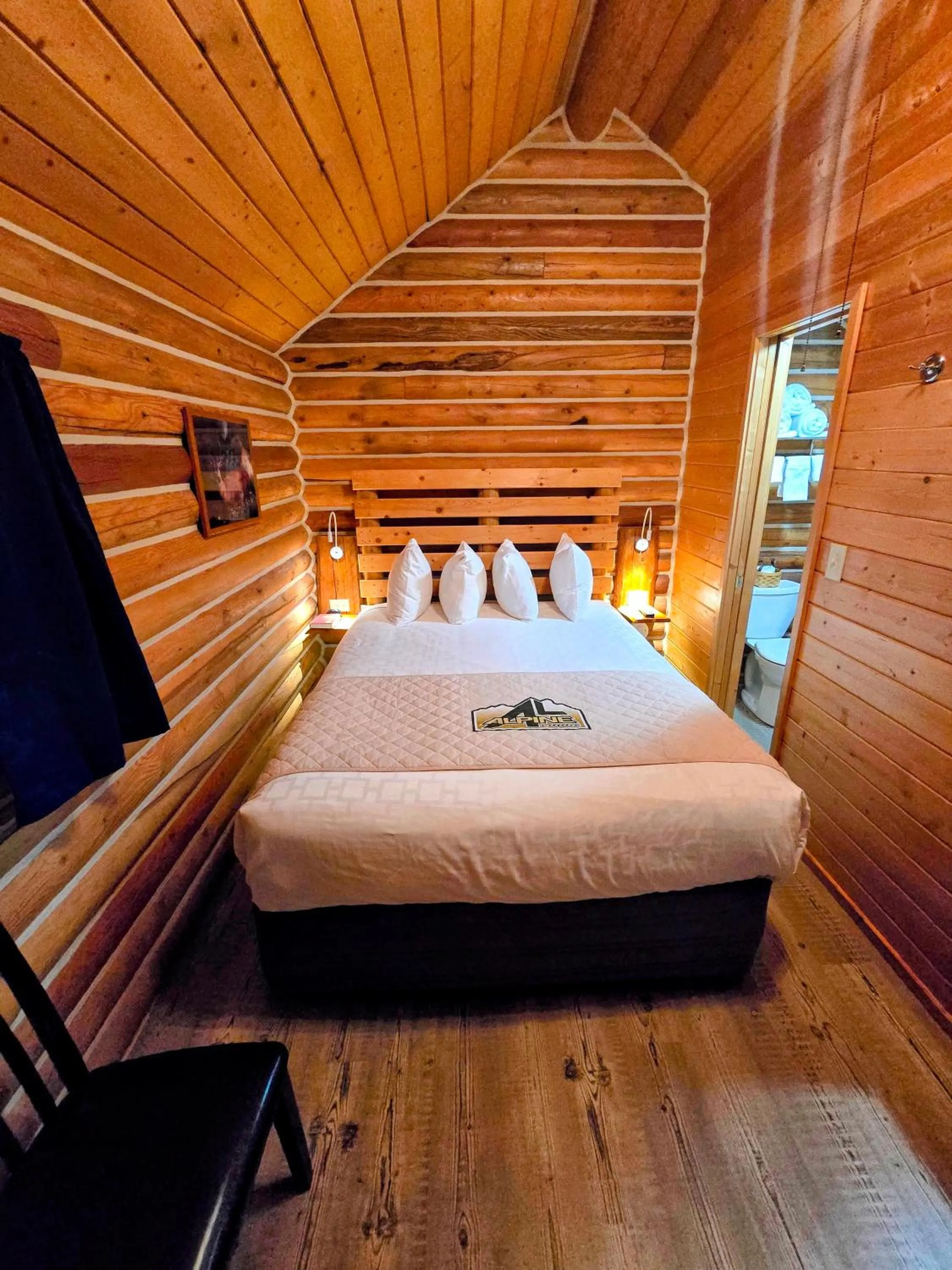 Alpine Lodge