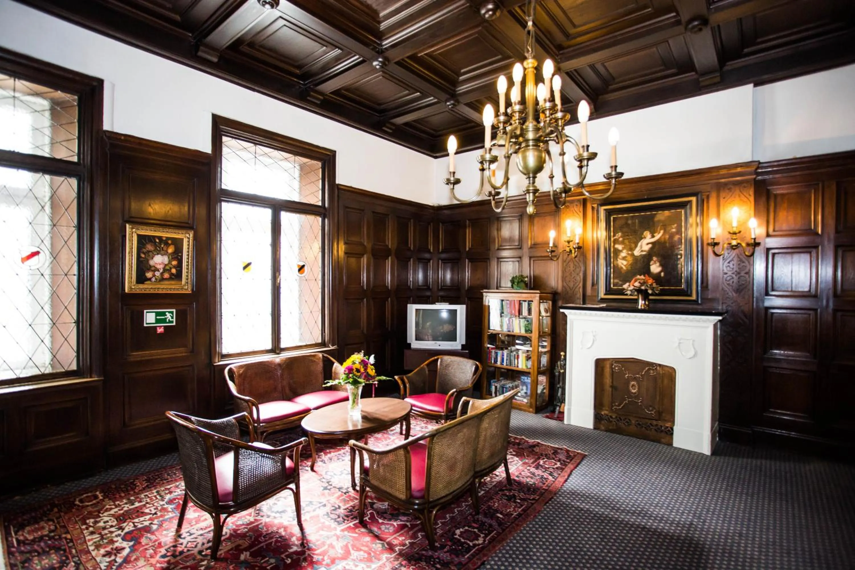 Library in Hotel Atlanta