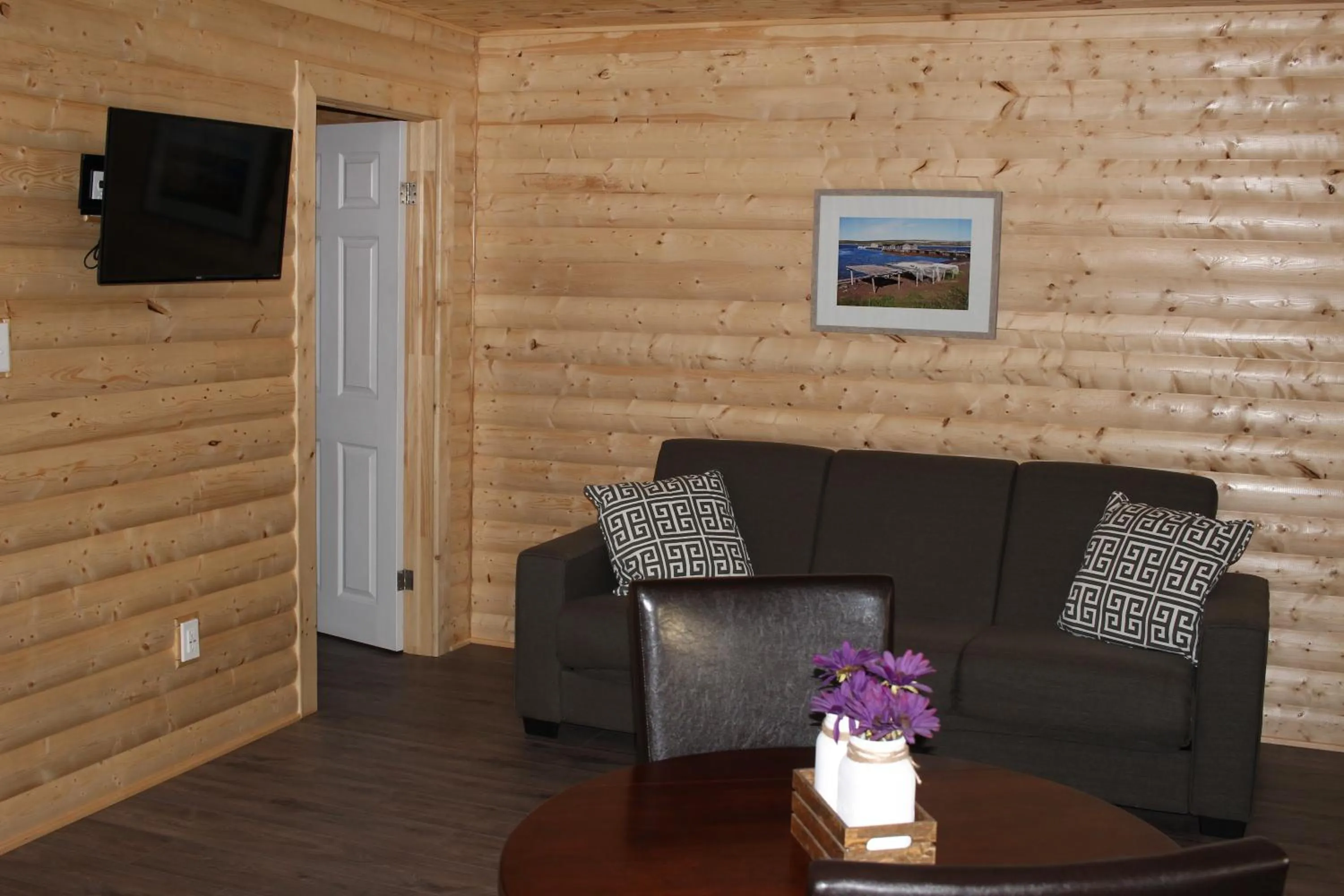 Raleigh Rooms & Taylor's Crafts