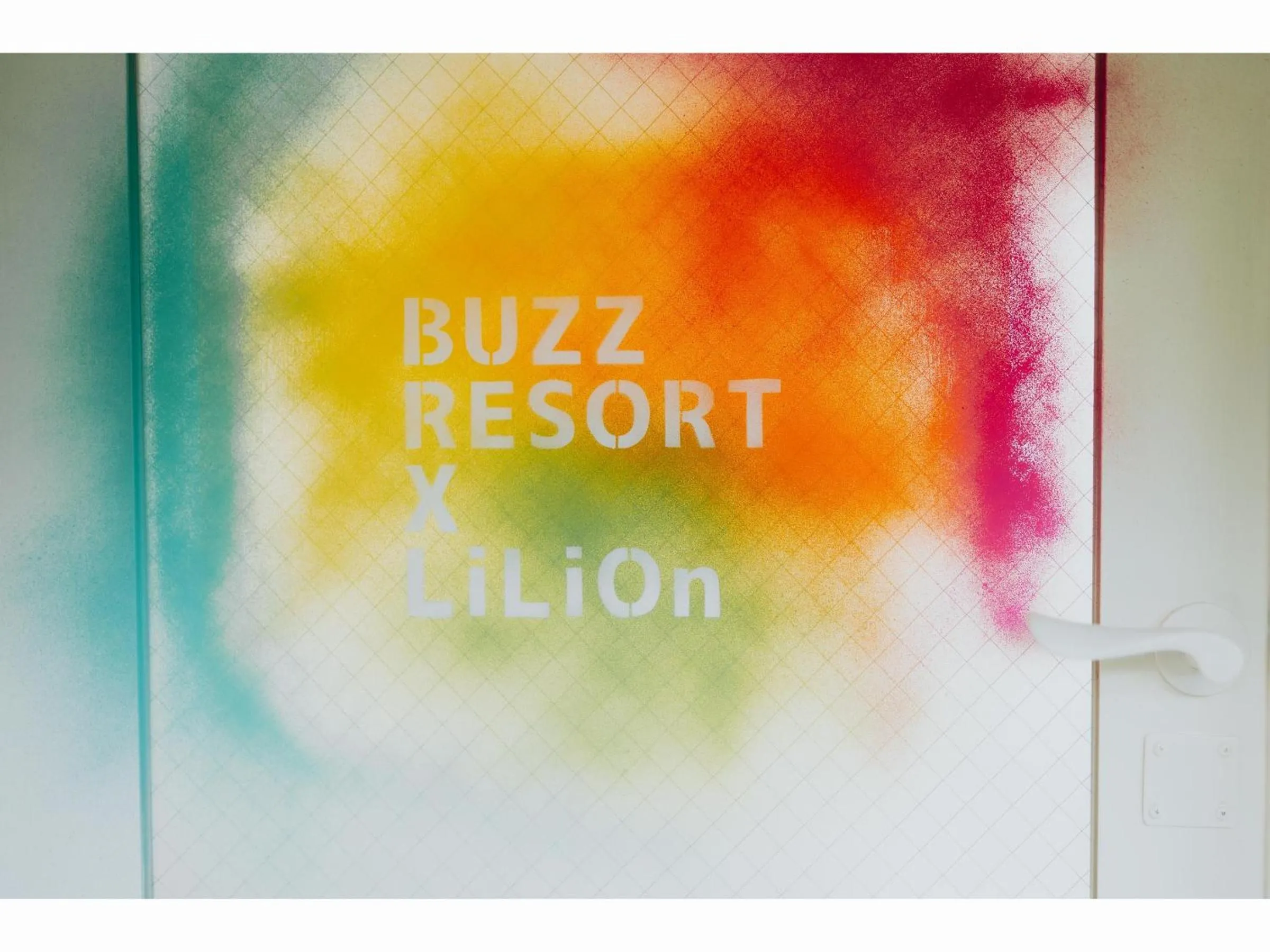 Buzz Resort