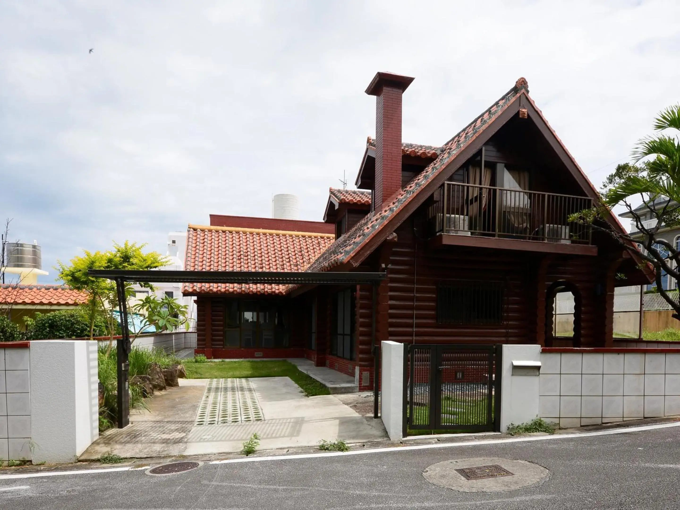 Property building in Buzz Resort Property building in Buzz Resort