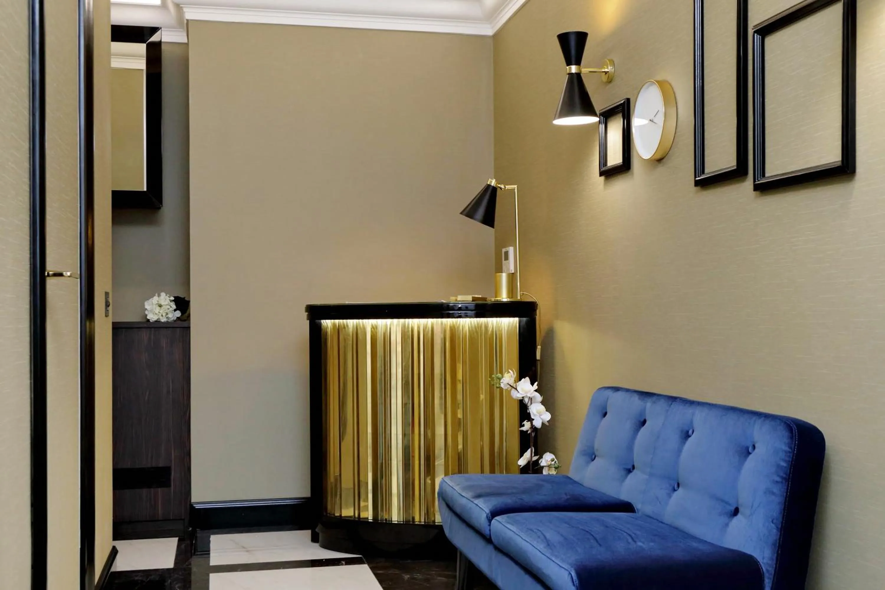 Lobby or reception in BQ House Colosseo Luxury Rooms