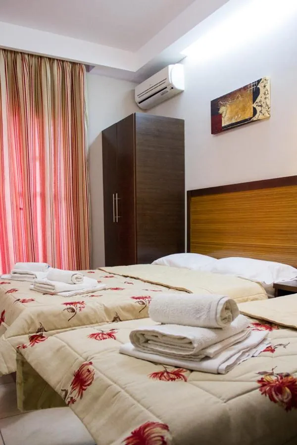 Bedroom, Bed in Hotel Rodon