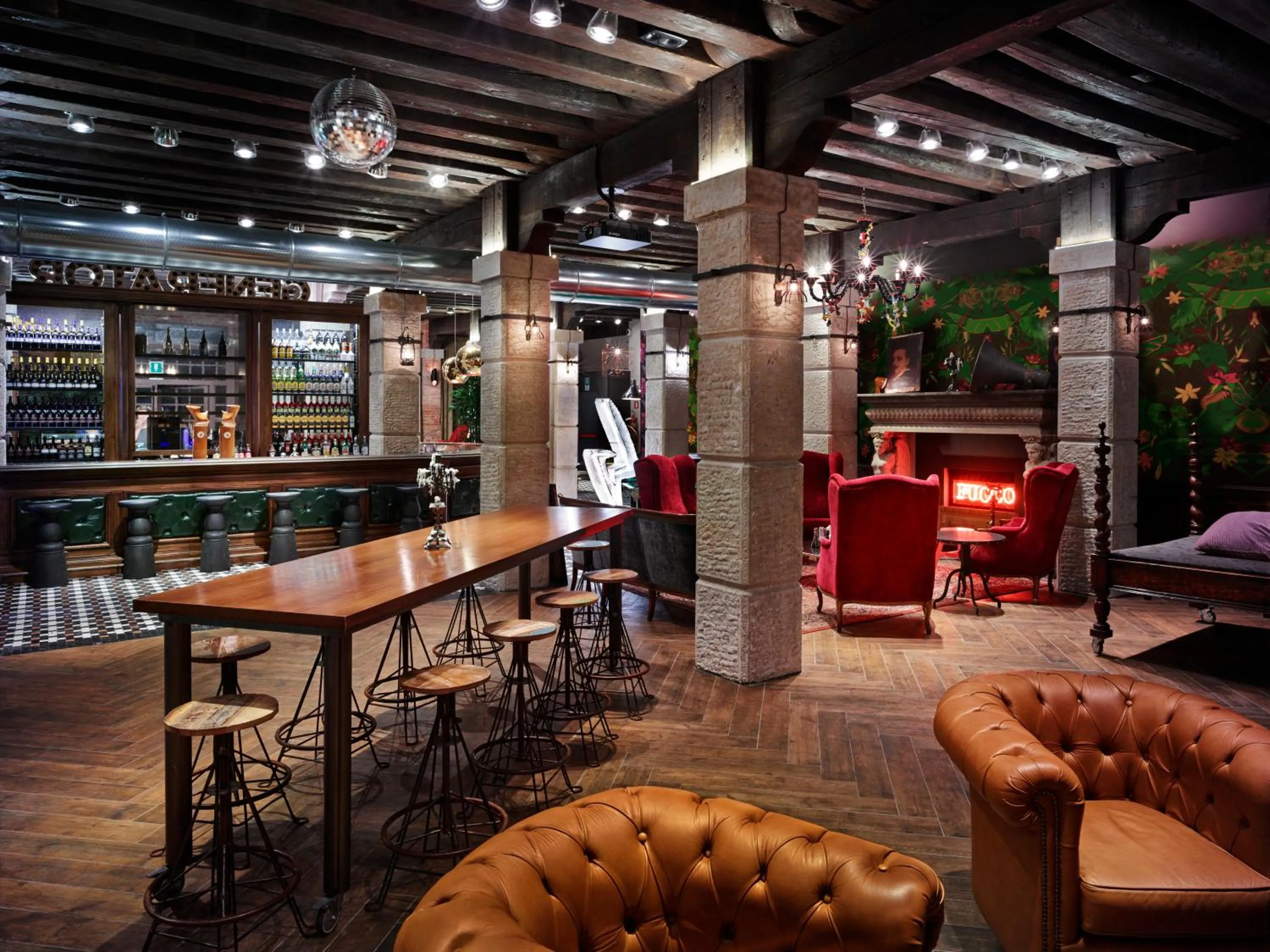 Restaurant/places to eat in Generator Venice