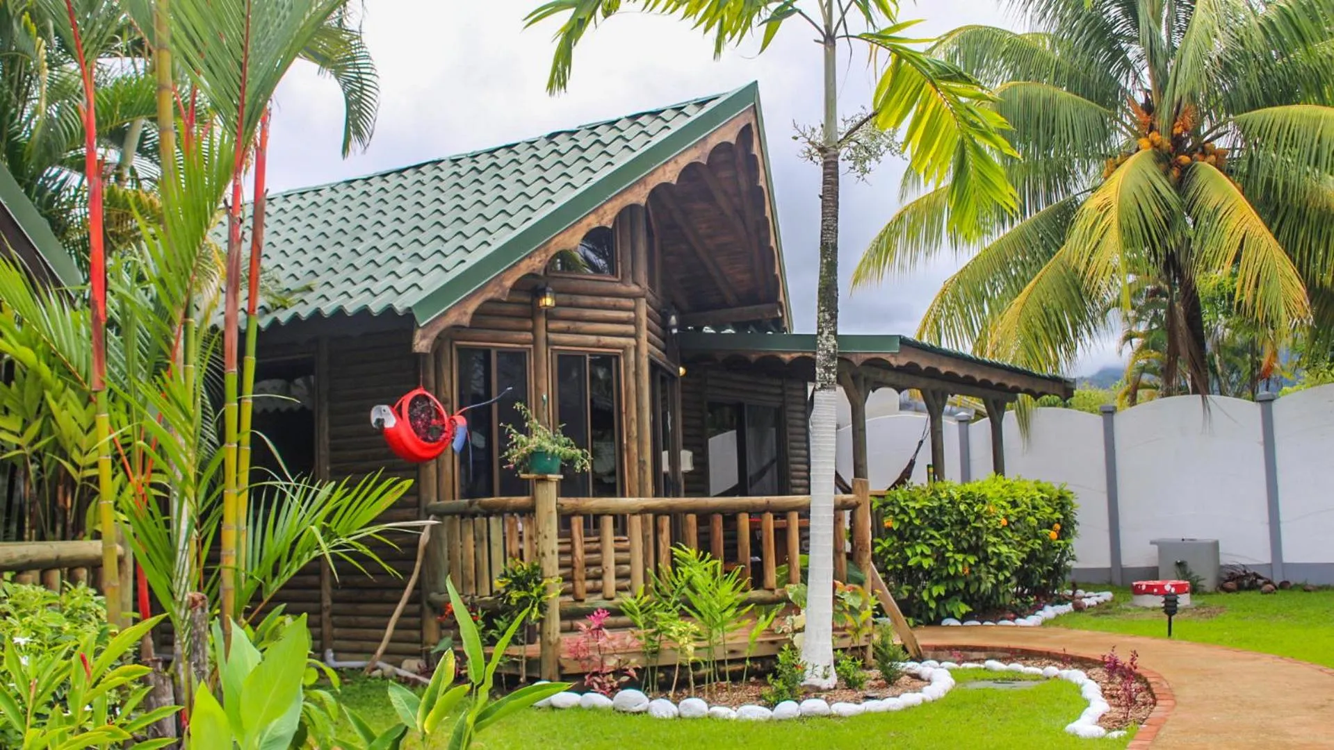 Facade/entrance in Bungalows Ballena
