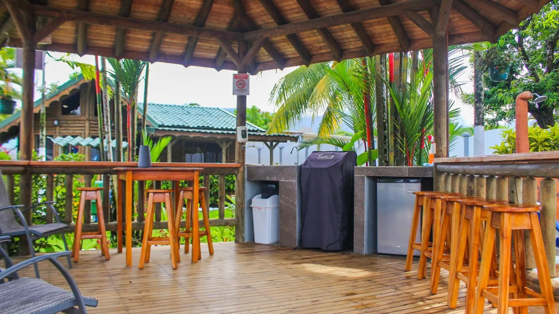 BBQ facilities in Bungalows Ballena