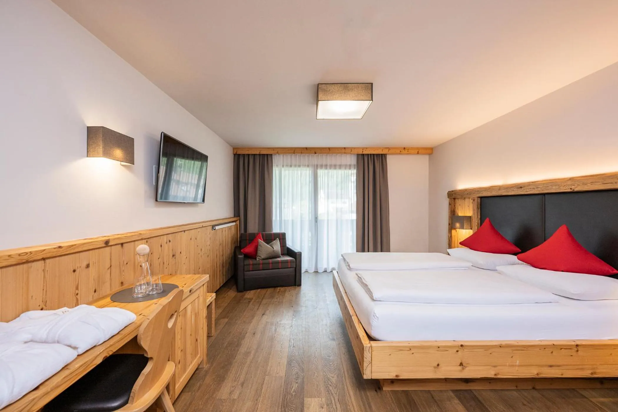 Photo of the whole room, Bed in Hotel Anewandter