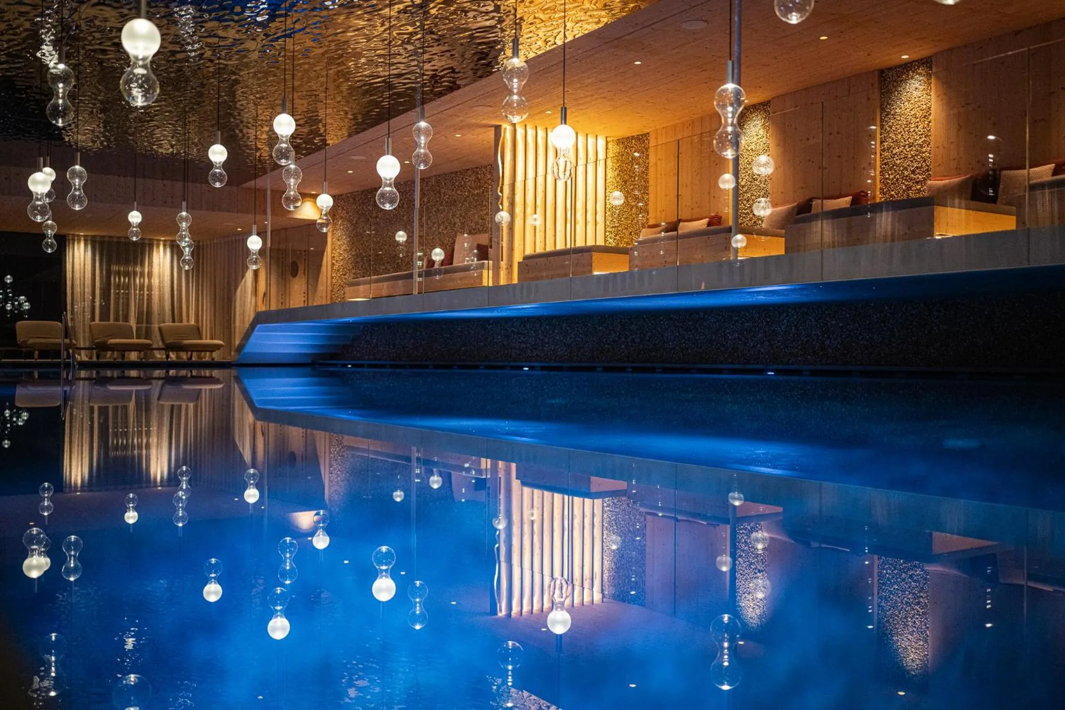 Pool view in Hotel Anewandter