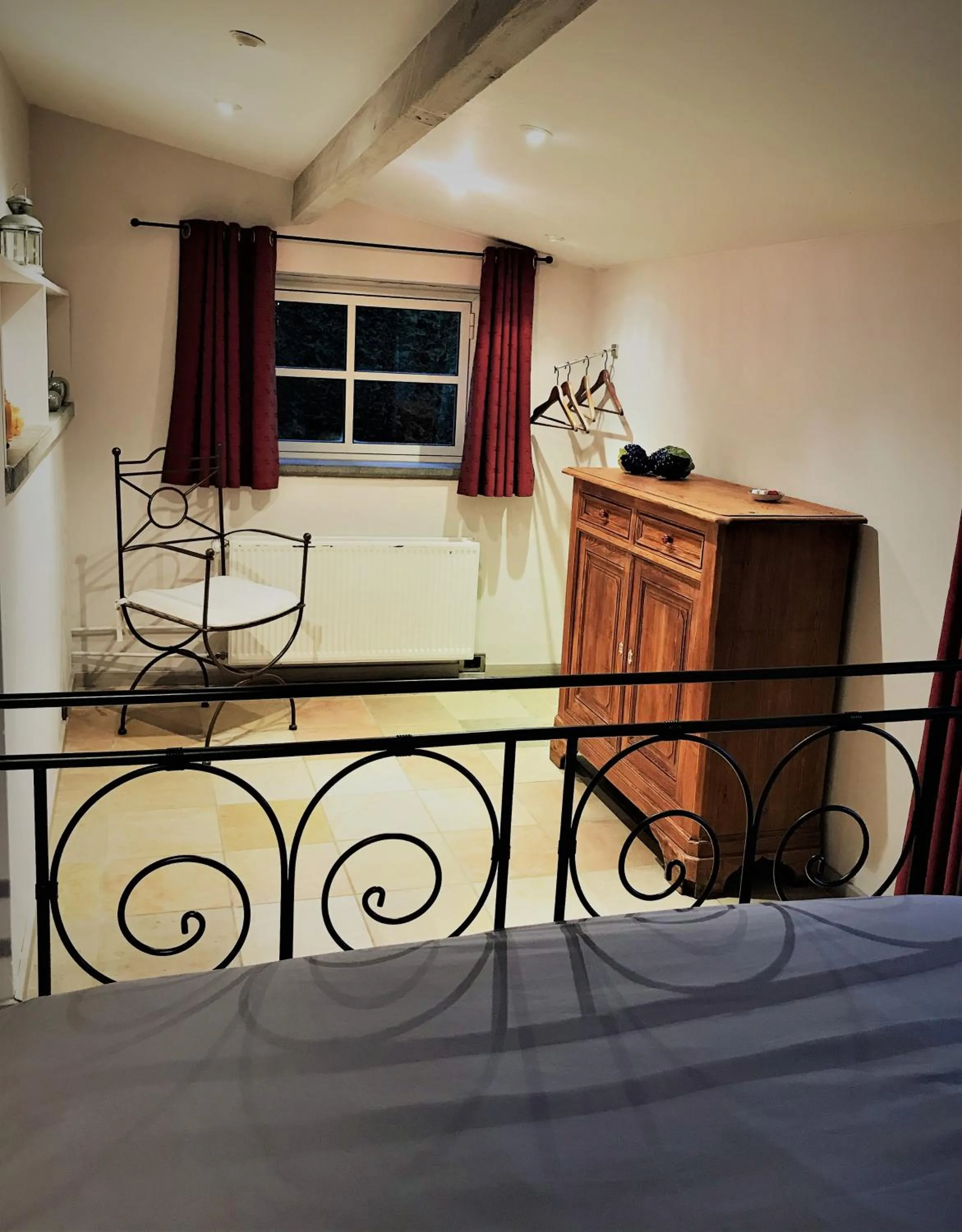 Photo of the whole room in B&B La Buissonniere