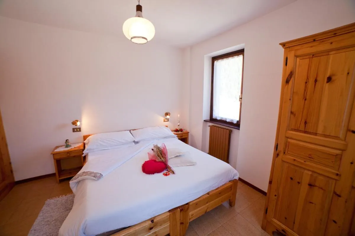 Bed in Chalet Bucaneve