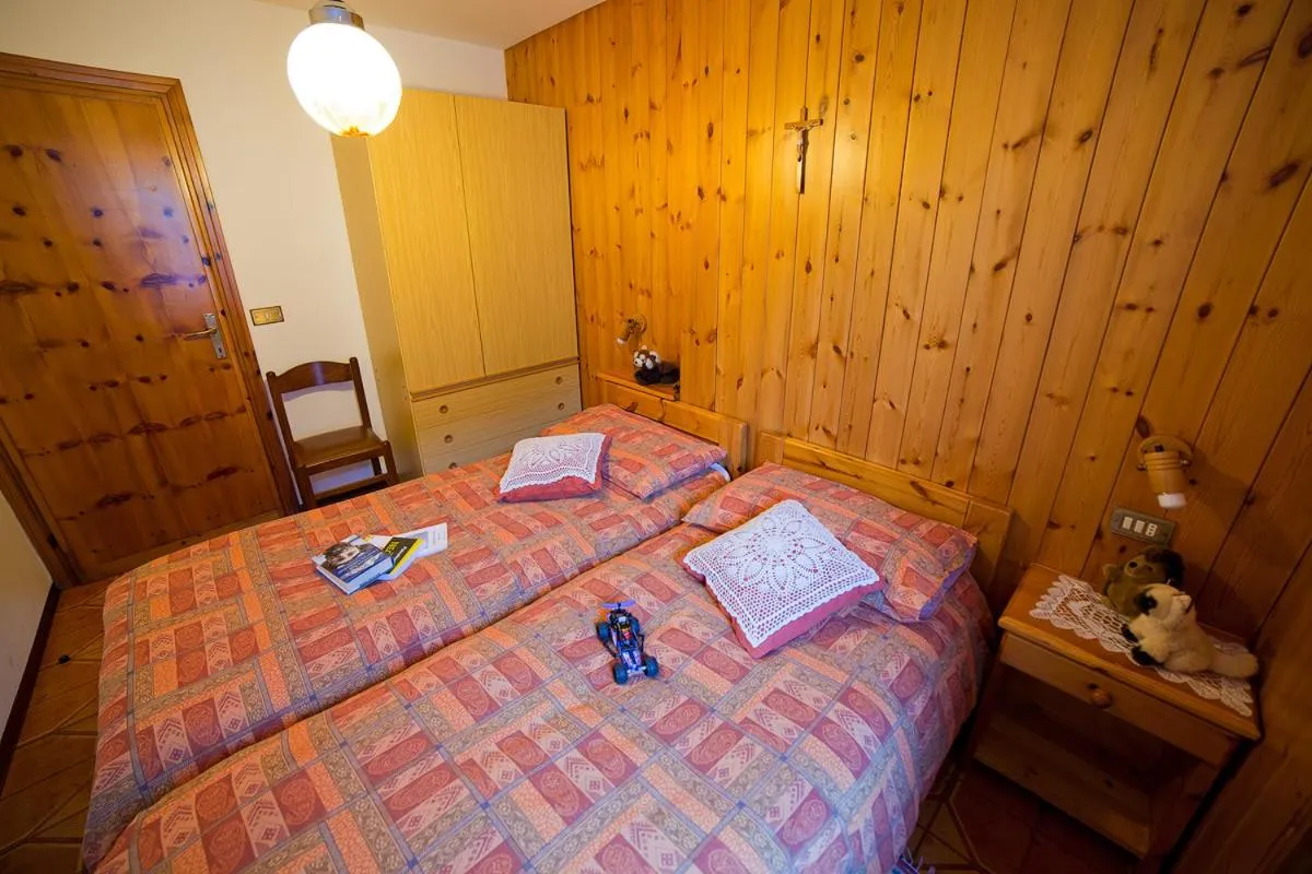 Bed in Chalet Bucaneve