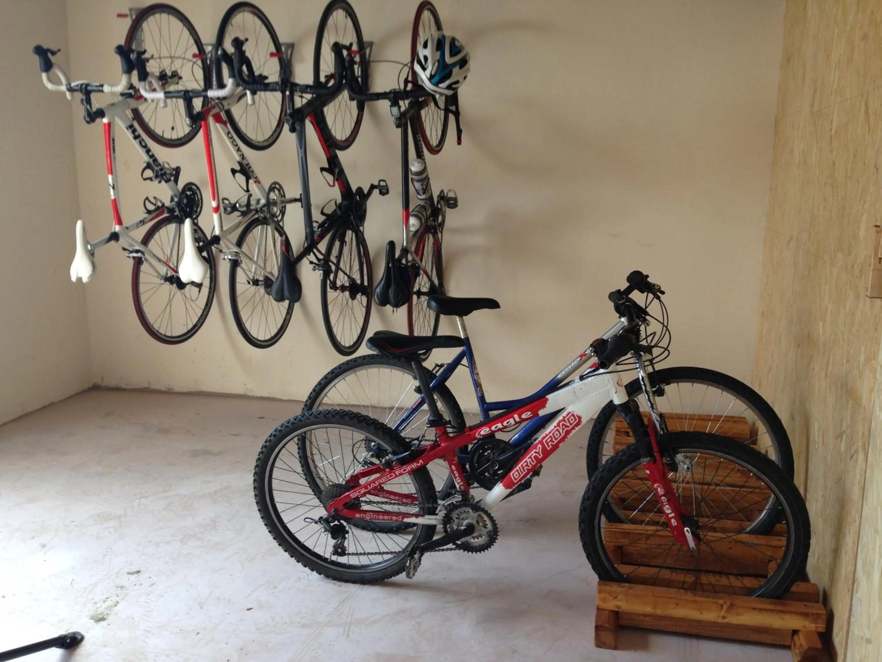 Cycling in Chalet Bucaneve