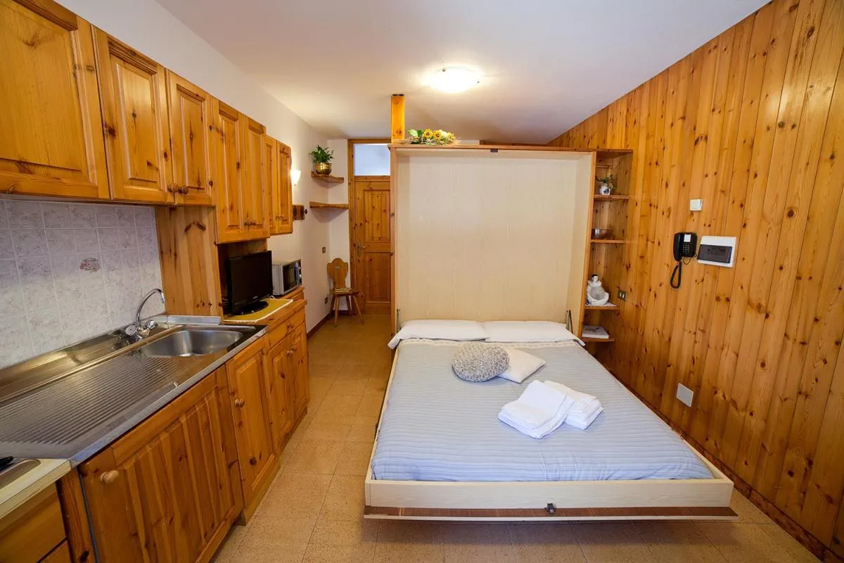 Bed in Chalet Bucaneve