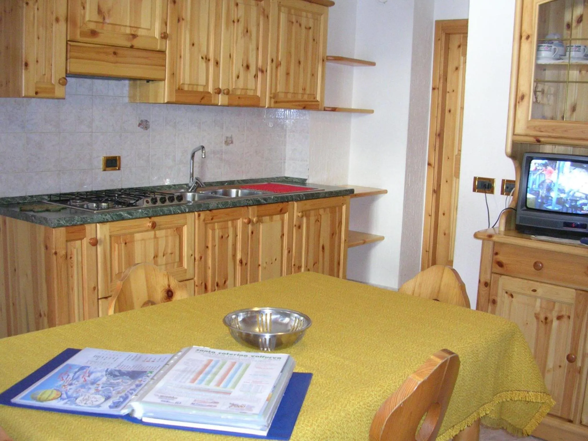Kitchen or kitchenette in Chalet Bucaneve