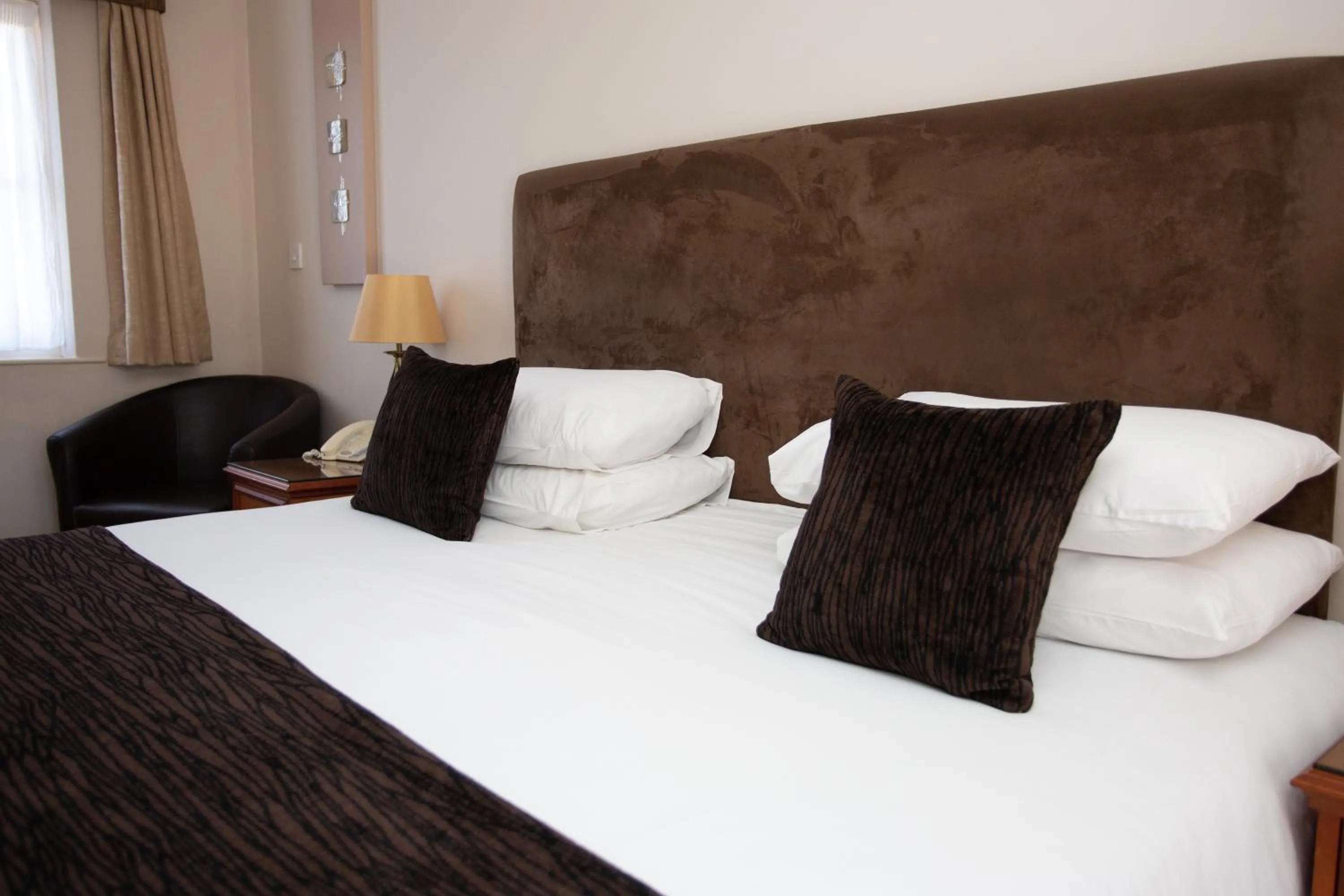 Bed in Links Country Park Hotel