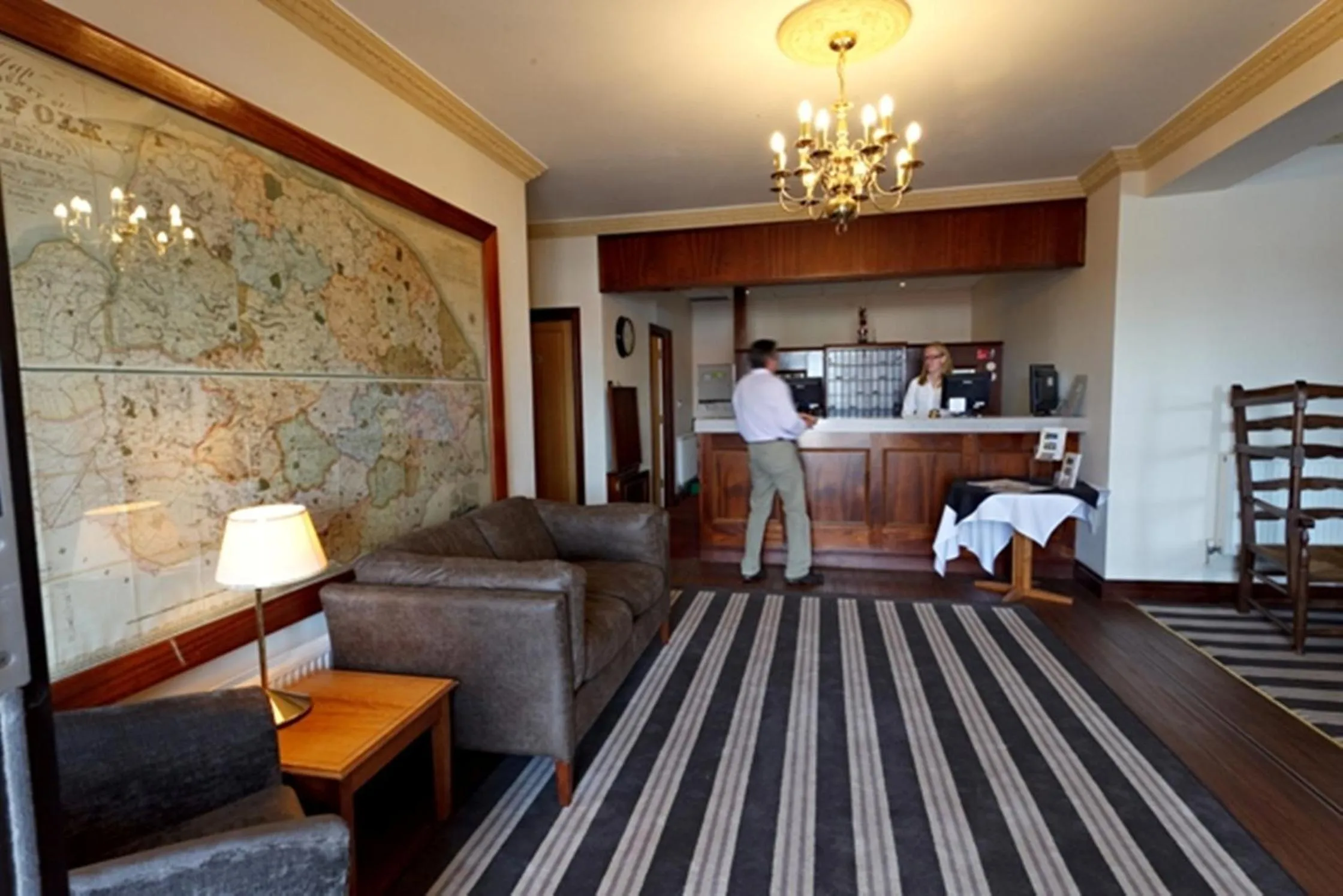 Lobby or reception in Links Country Park Hotel