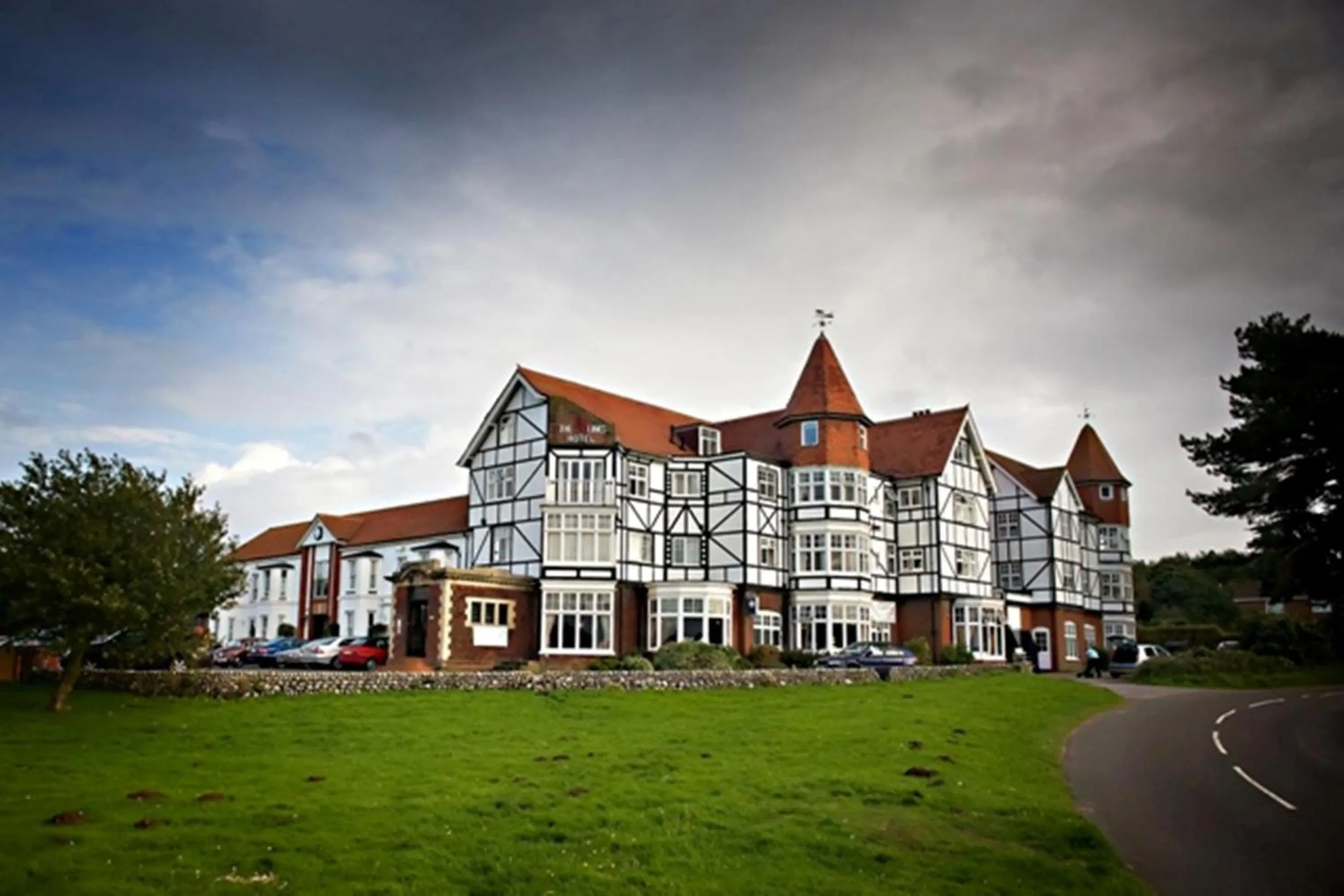 Property building in Links Country Park Hotel