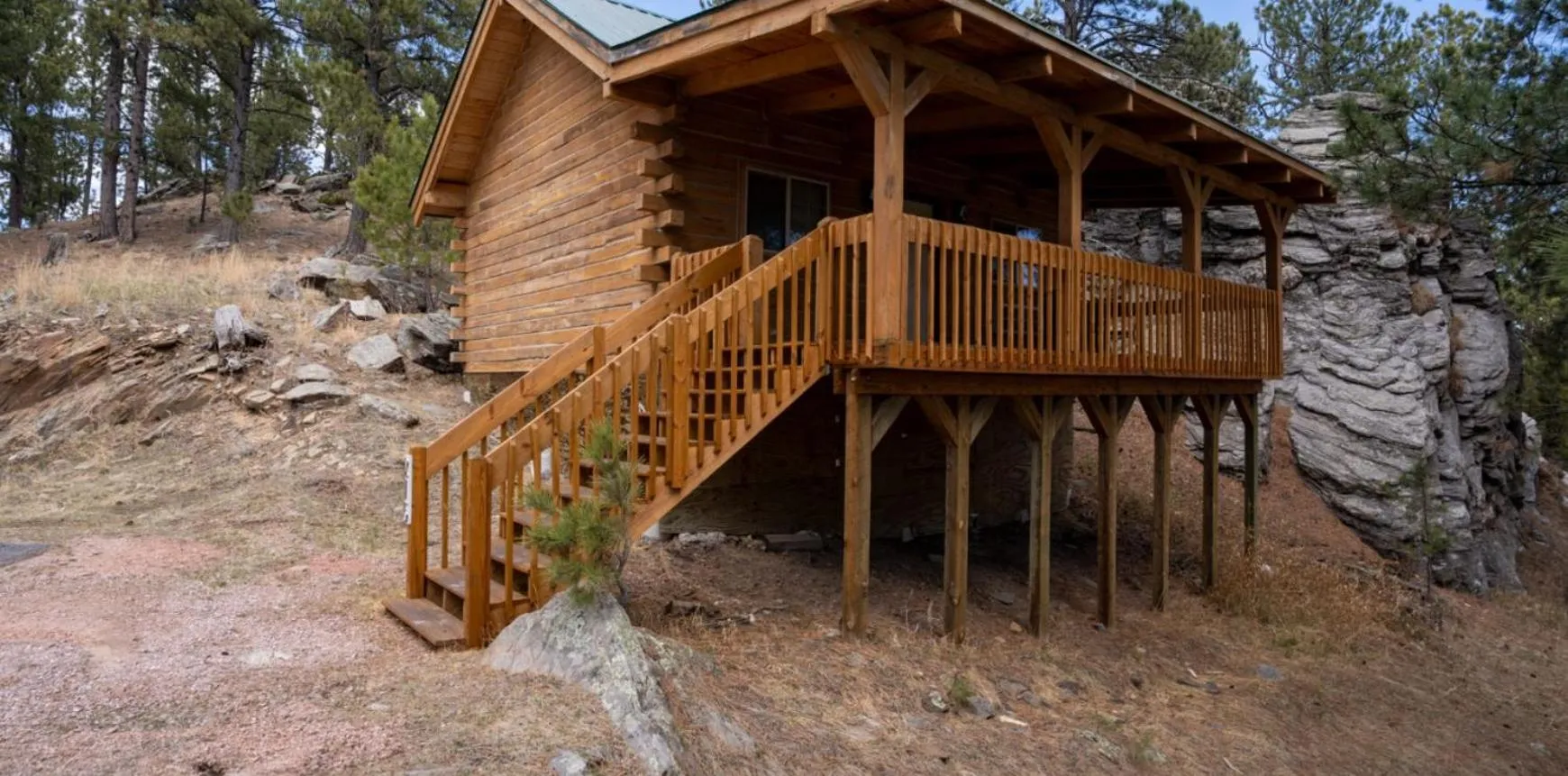Rock Crest Lodge & Cabins