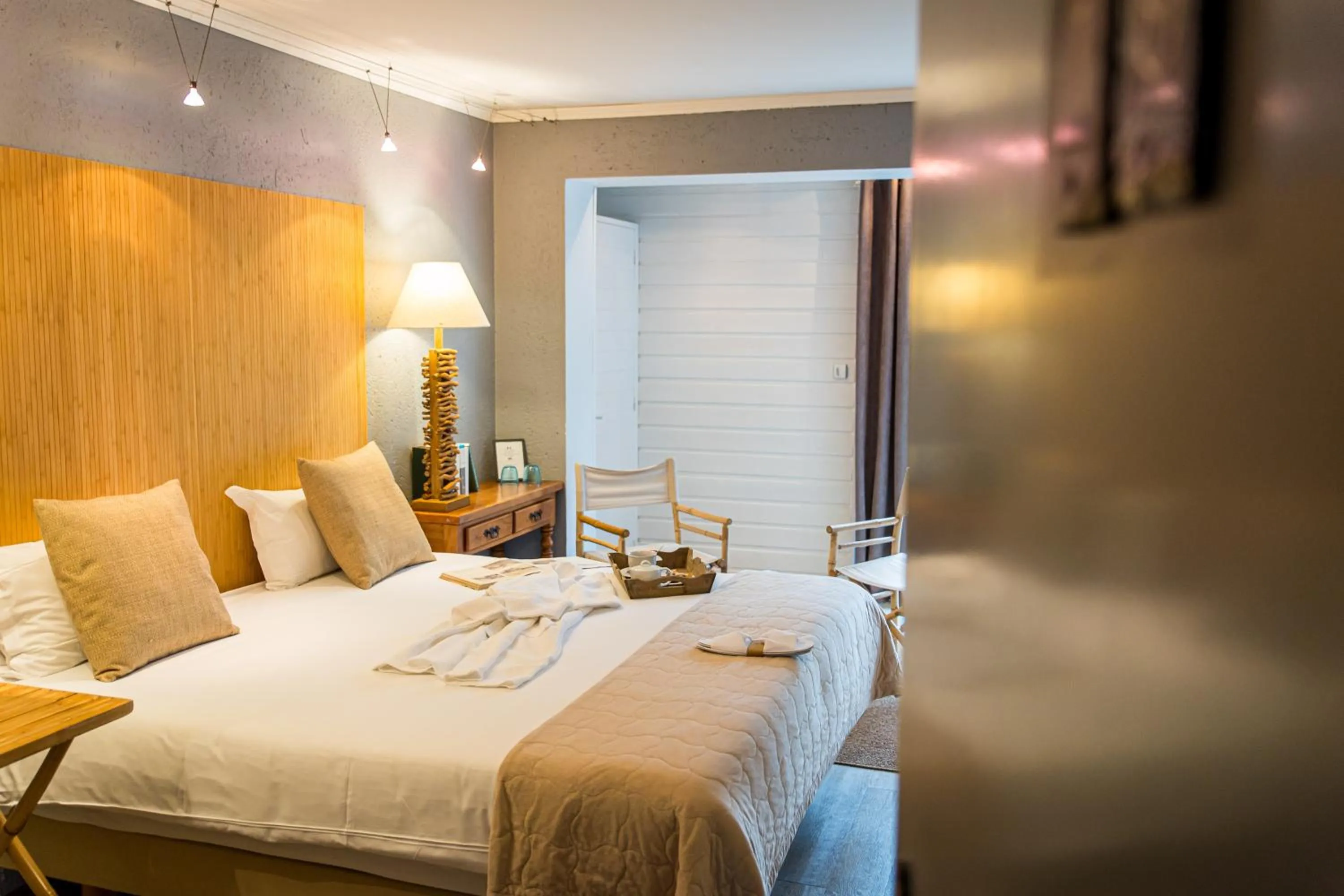 Bedroom, Bed in Hotel de Charme Le Sud Bretagne