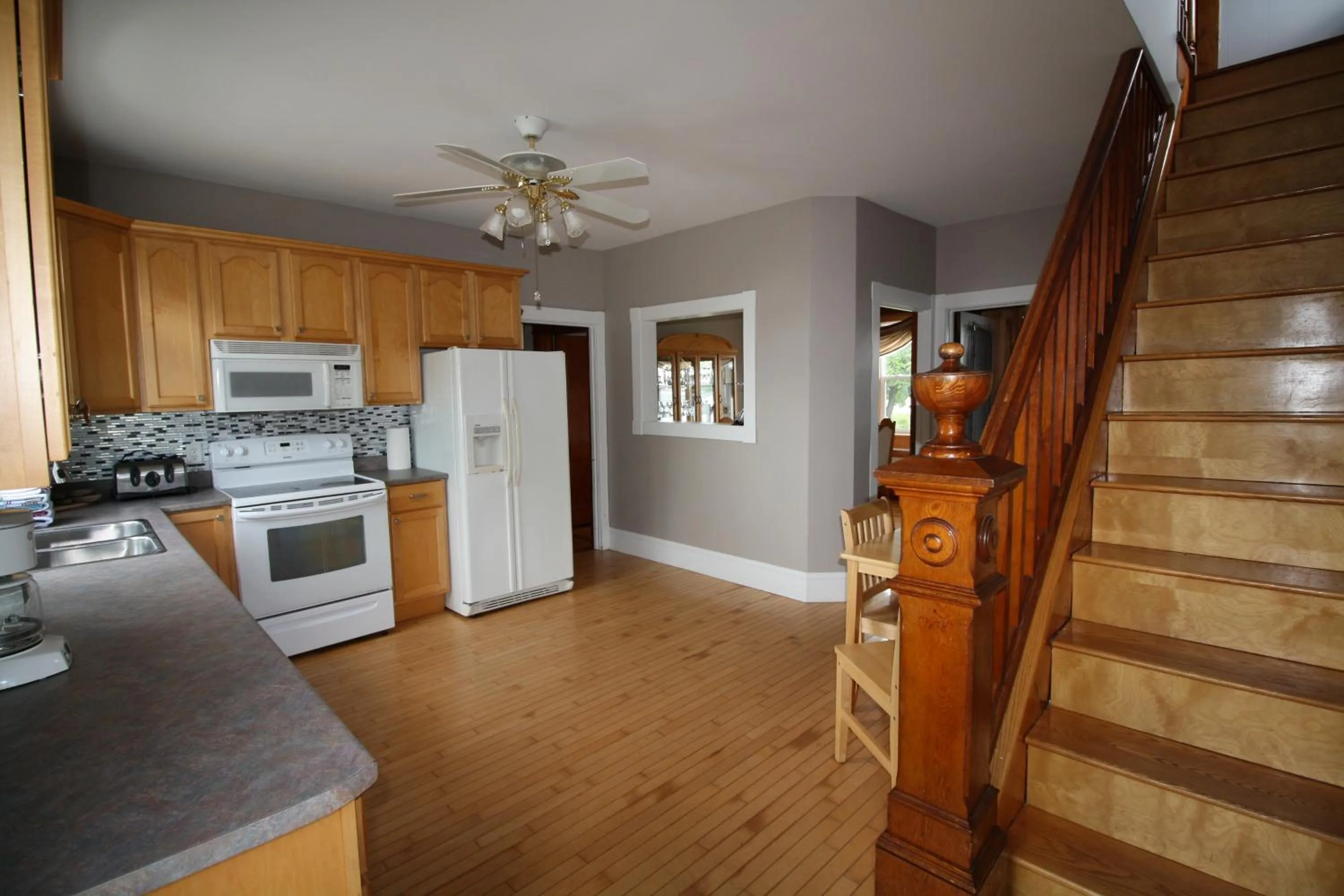 Kitchen or kitchenette in The Coastal Country House in New Brunswick