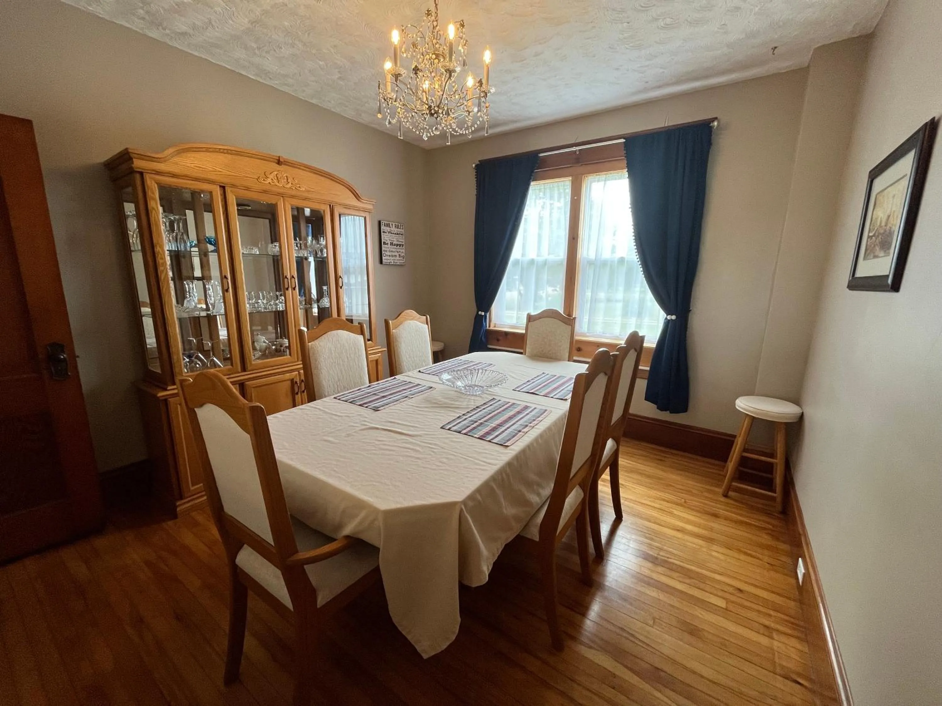 Seating area in The Coastal Country House in New Brunswick