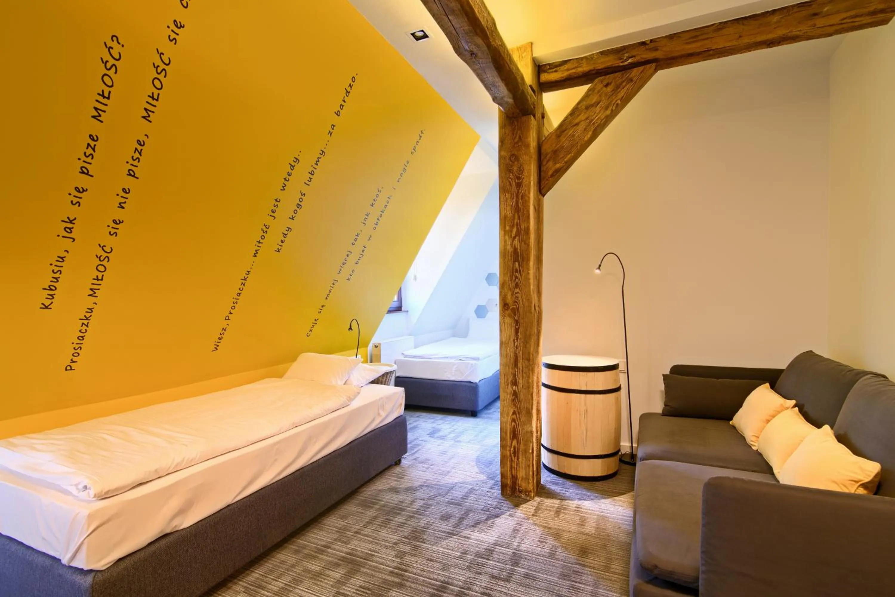 Photo of the whole room, Bed in Pałac Pakosław