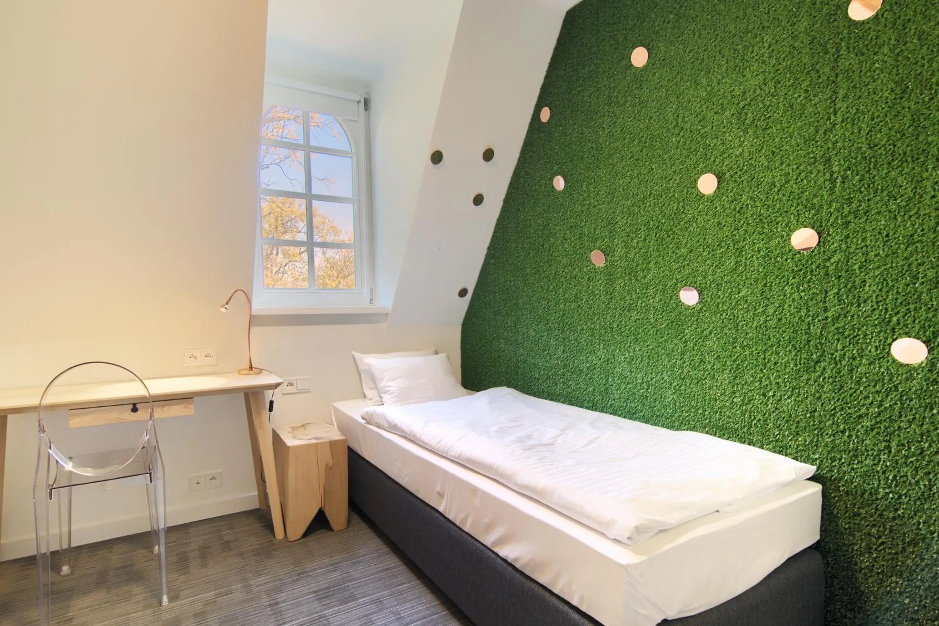 Bed in Pałac Pakosław