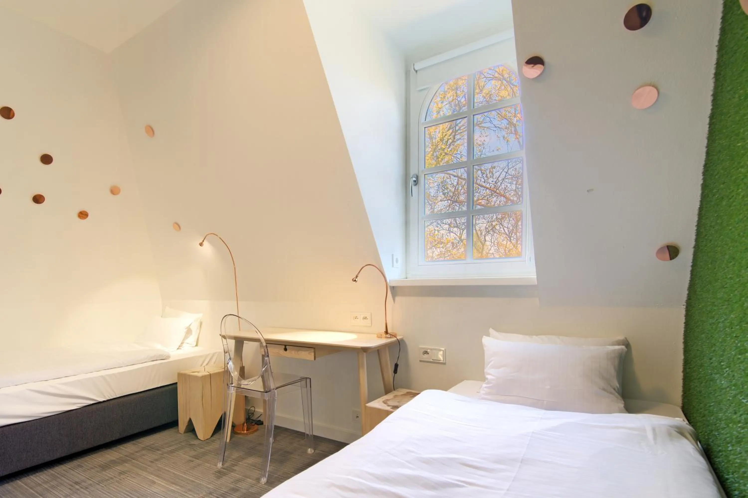 Photo of the whole room, Bed in Pałac Pakosław