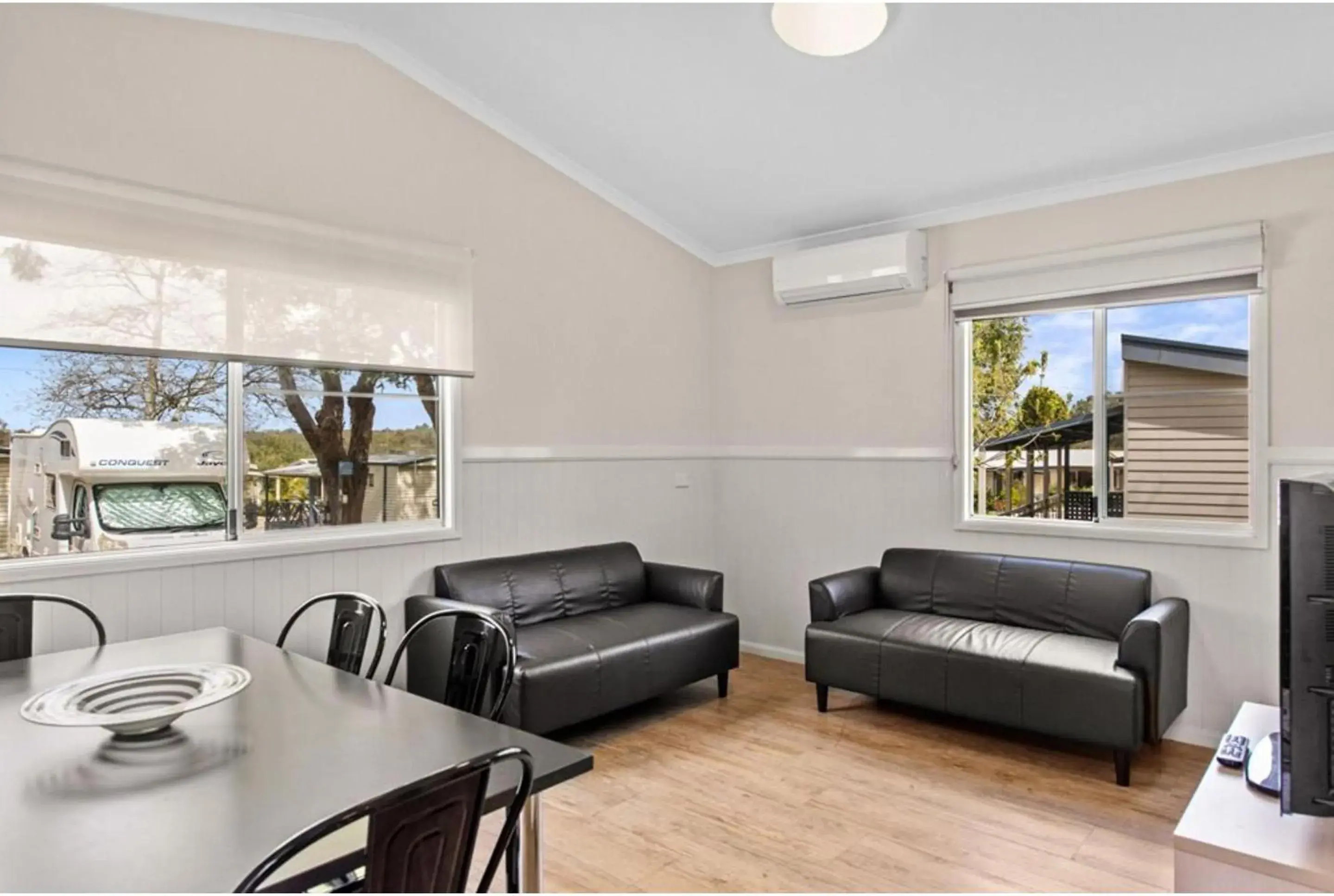 Living room in Discovery Parks - Swan Valley Living room in Discovery Parks - Swan Valley