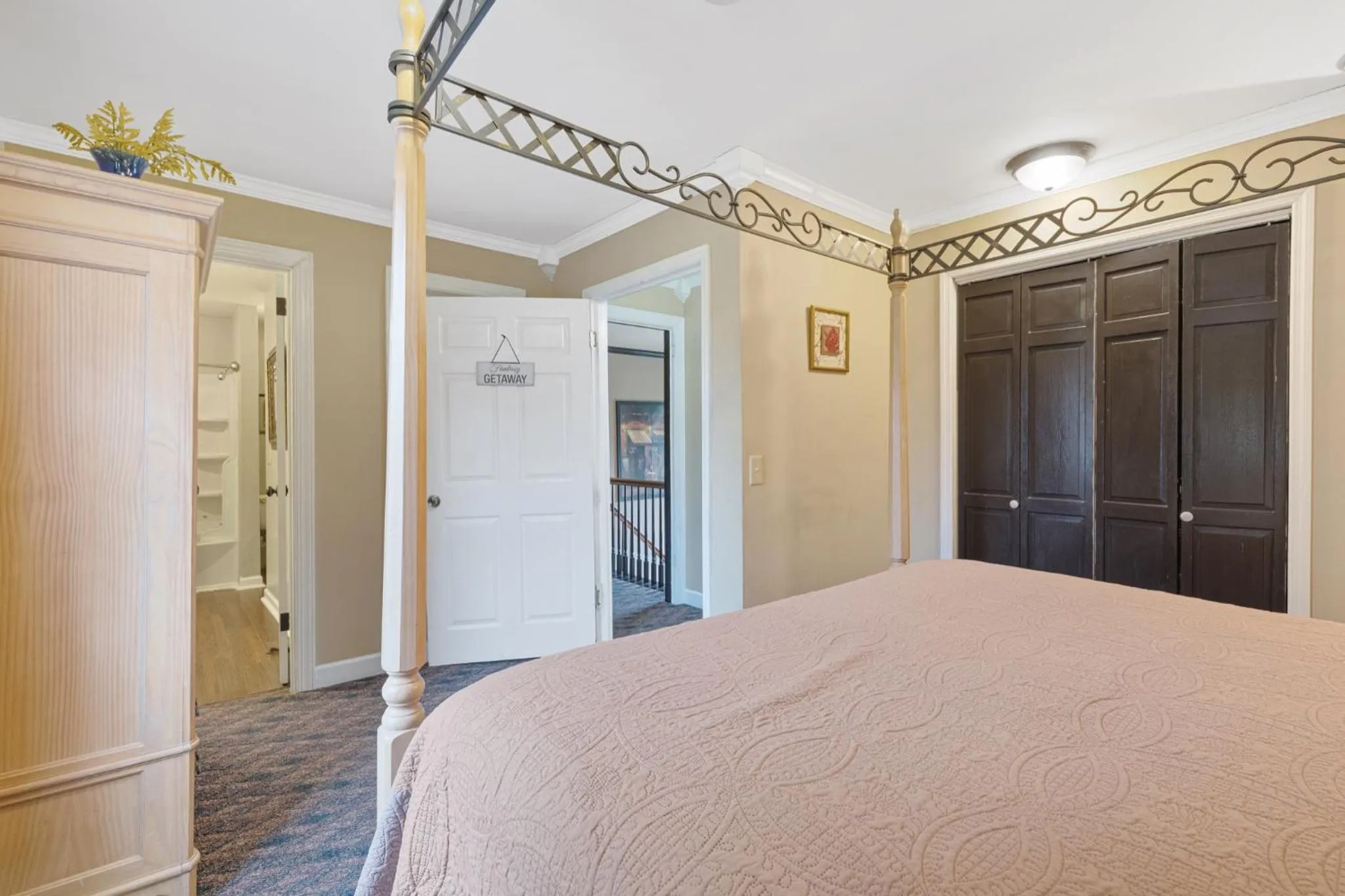 Bedroom, Bed in Brenda Lee History 4BR Retreat Pool Hot Tub