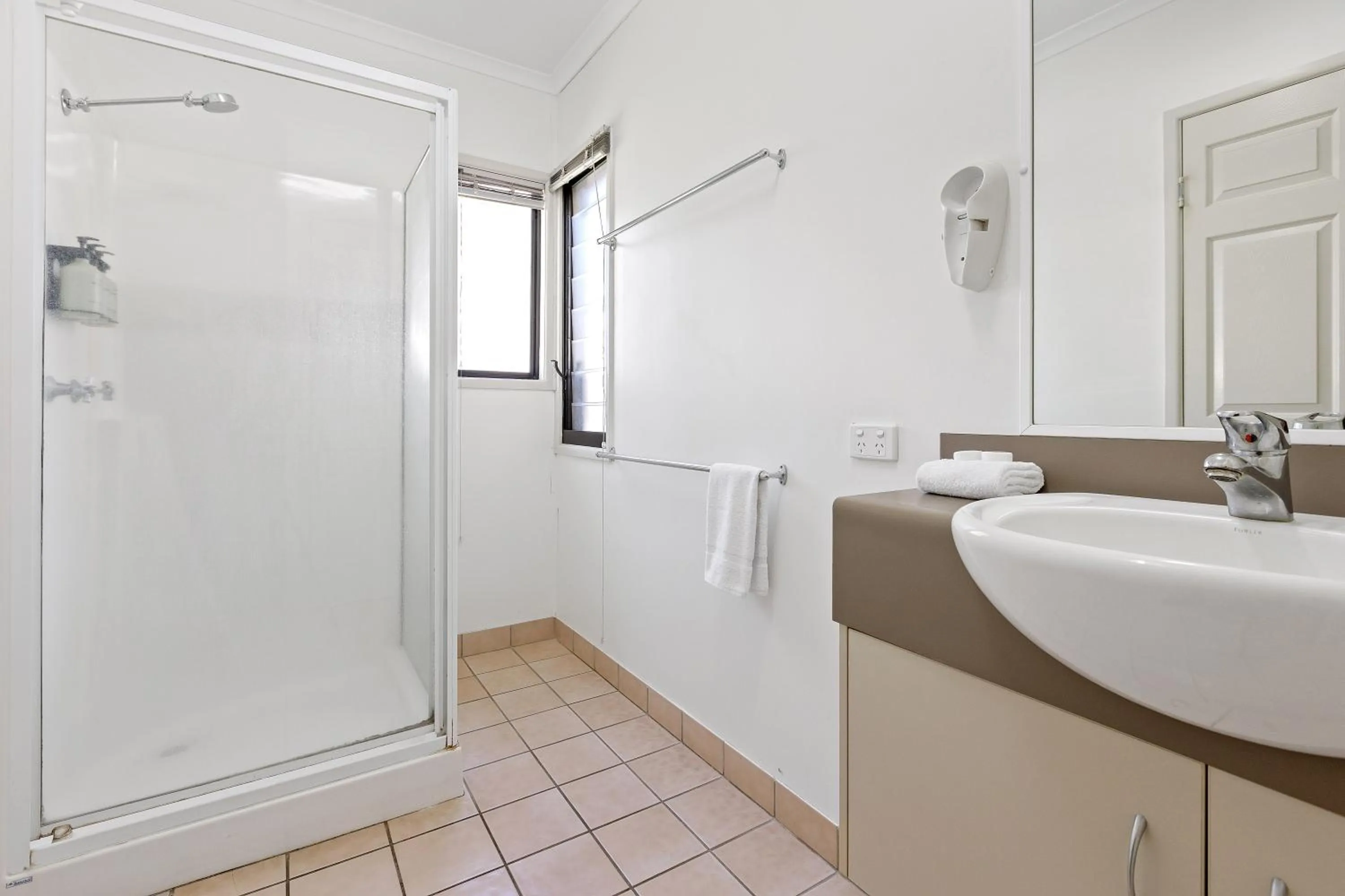 Shower in Tasman Holiday Parks - Airlie Beach