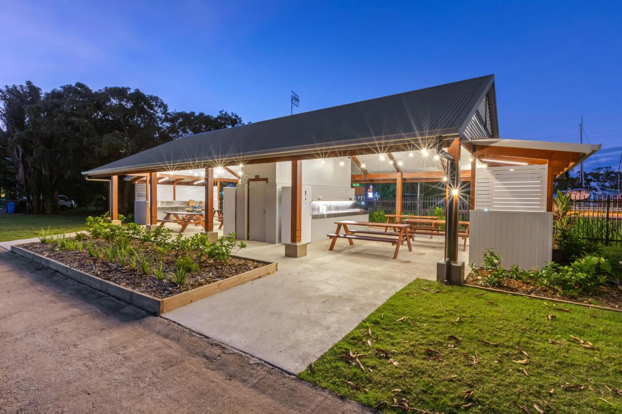 Property building in Tasman Holiday Parks - Airlie Beach