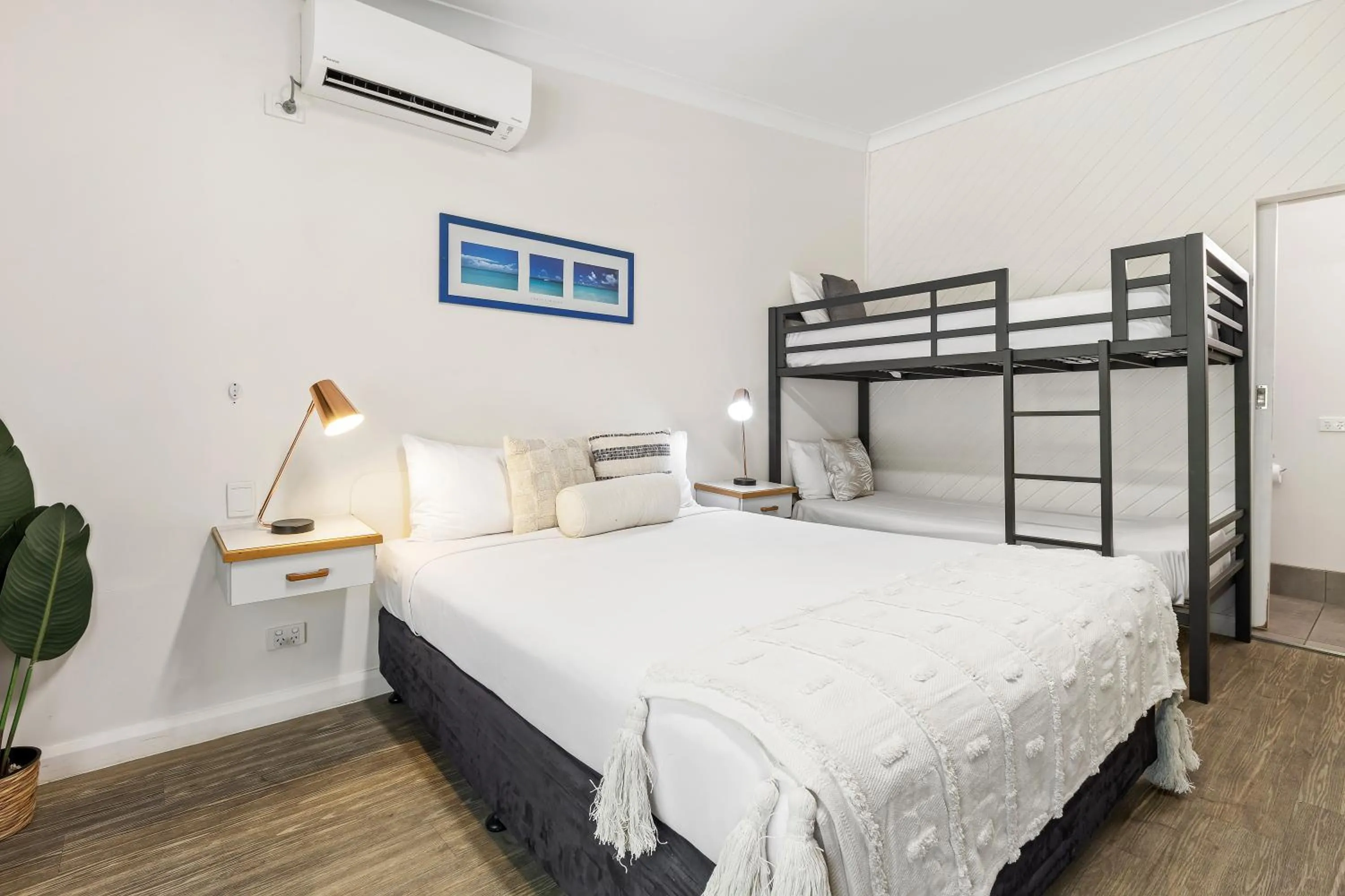 Bed in Tasman Holiday Parks - Airlie Beach