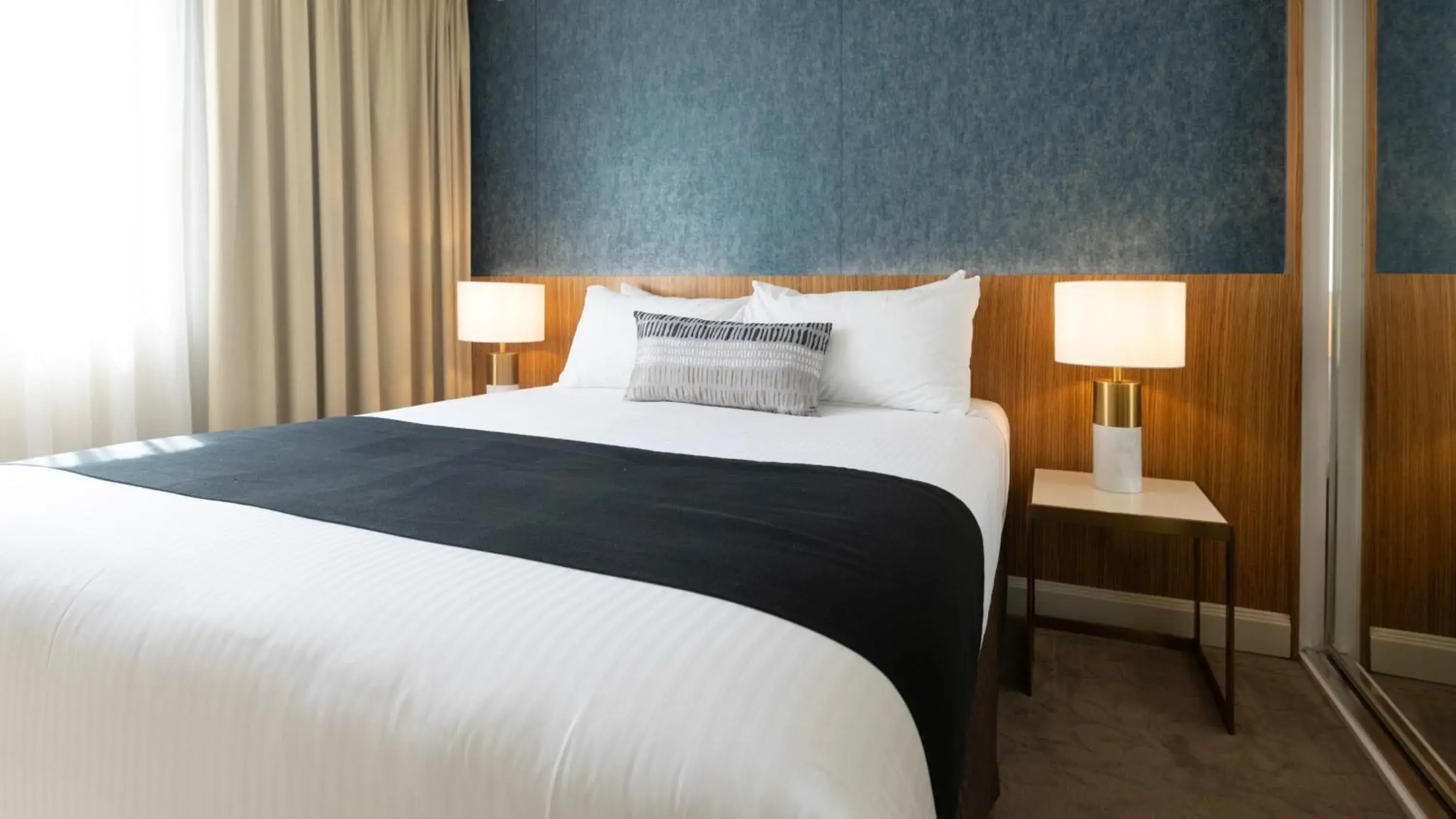 Bedroom, Bed in Hotel Diana Woolloongabba Bedroom, Bed in Hotel Diana Woolloongabba