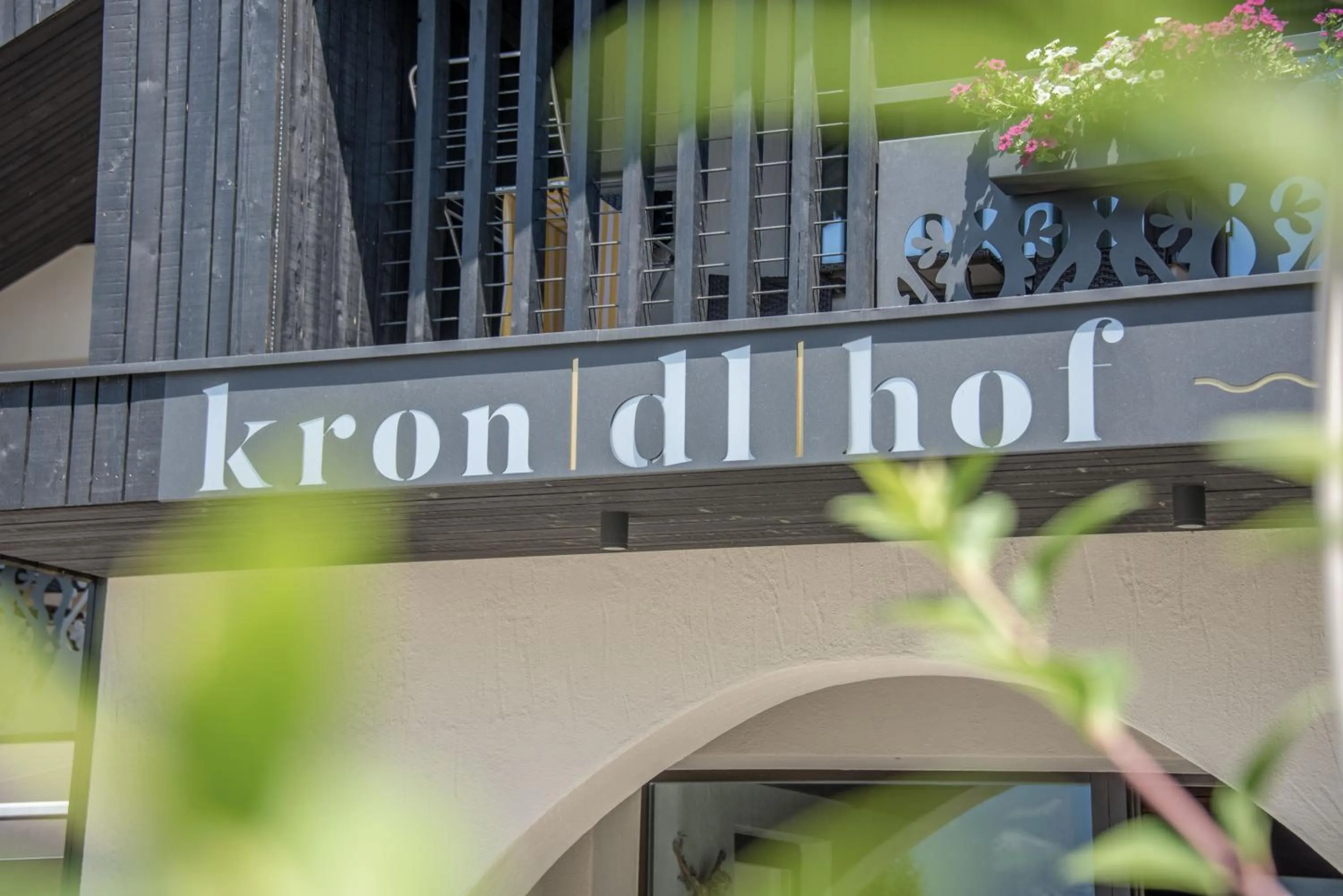 Facade/entrance in Hotel Krondlhof